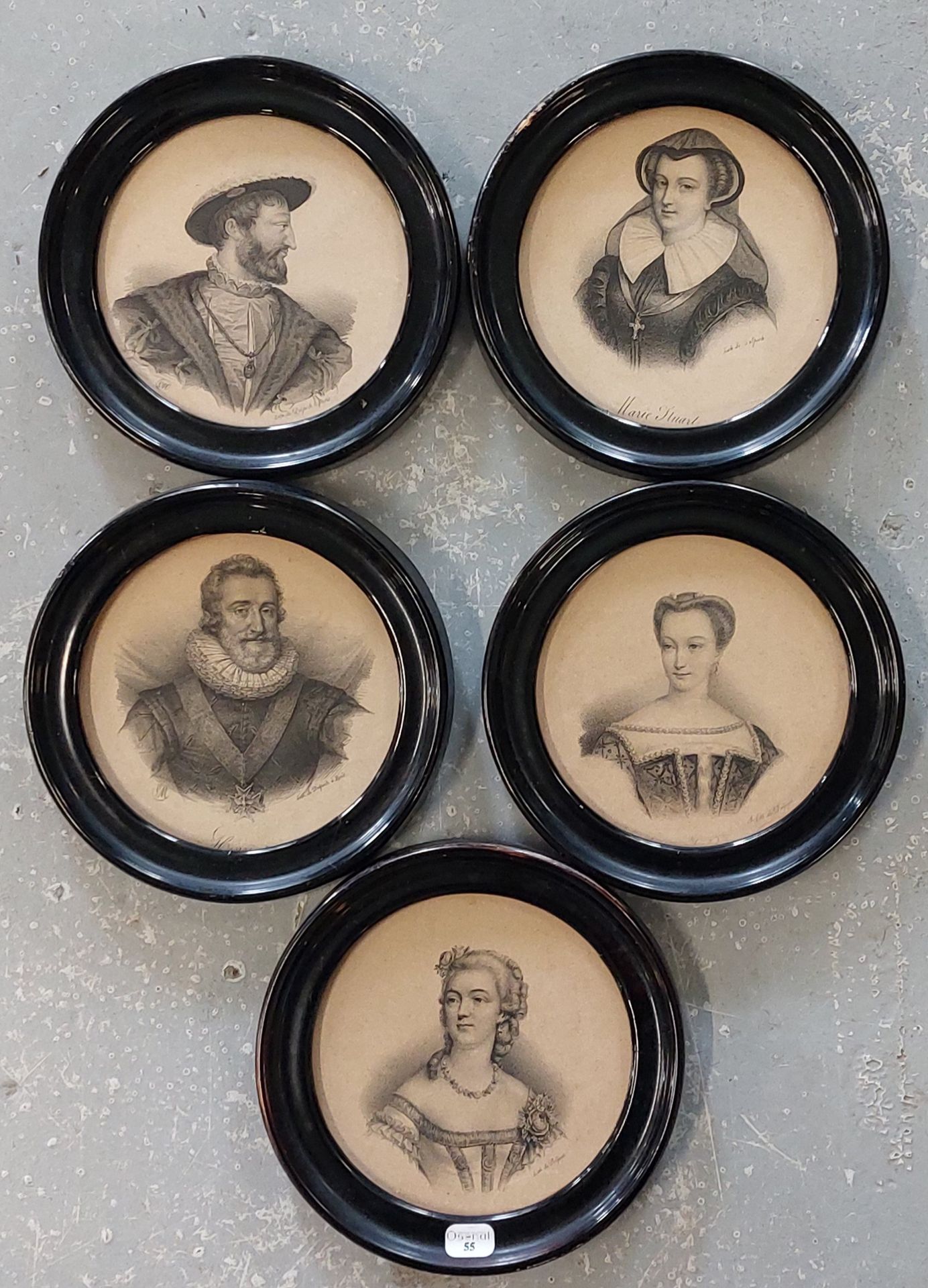 Null Ensemble de 5 miniatures à décor de gravures de portraits royaux 

Cadre en&hellip;