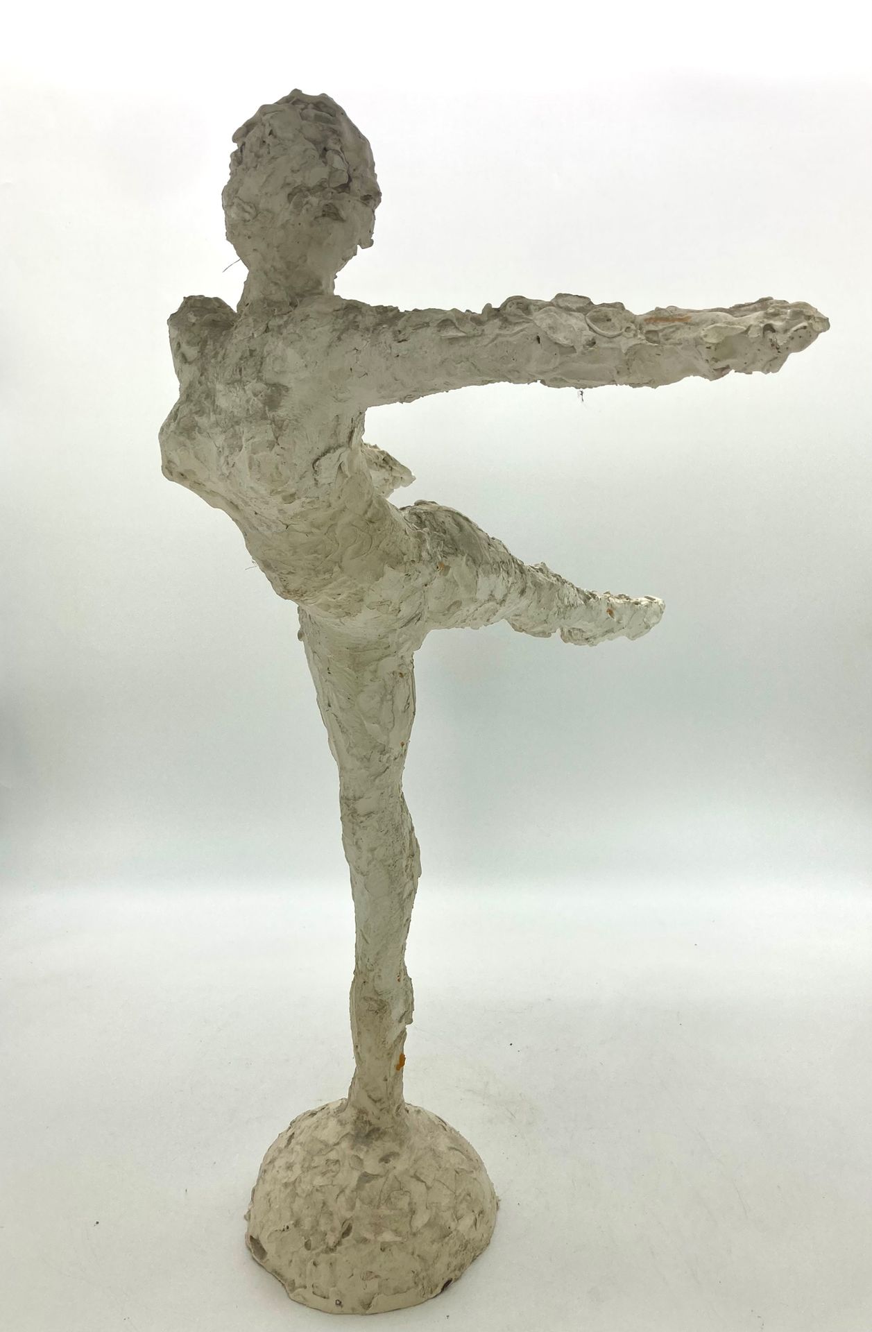 Null MICHEL TARDY (1939 - 2020) 

Sculpture en platre.

H: 63 cm

(Accidents)