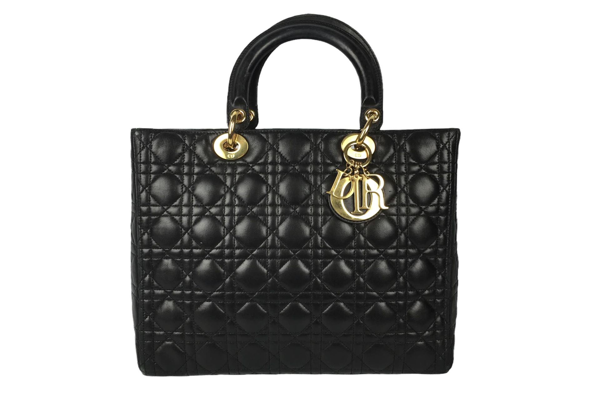 Null CHRISTIAN DIOR Bolso Lady Dior 32 cm en piel acolchada negra, colgantes met&hellip;