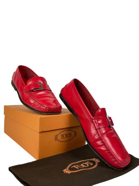 Null TODS Pair of red patent leather loafers with buckle. Box and bag. Good cond&hellip;