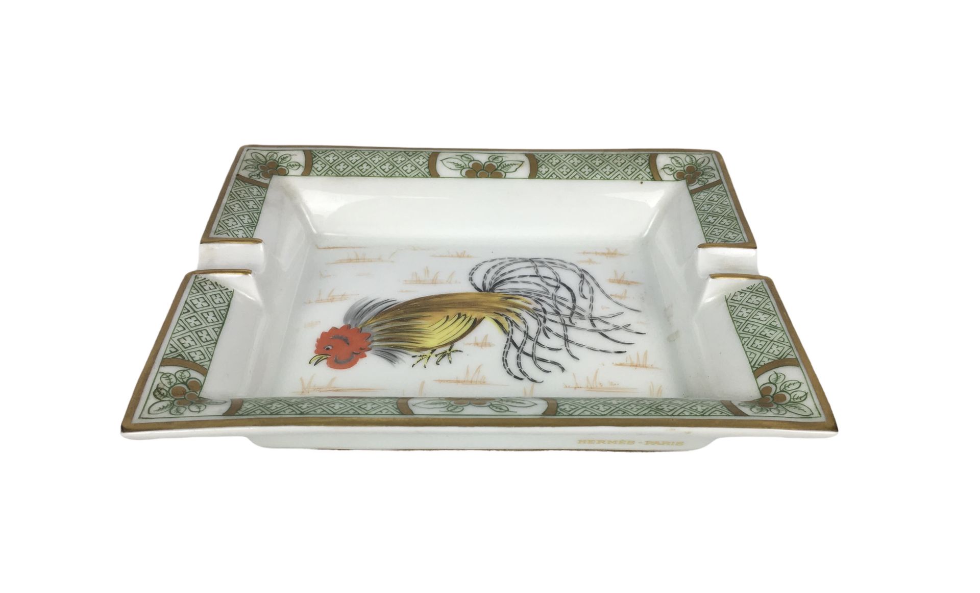 Null HERMES PARIS Porcelain ashtray decorated with a rooster. 15,5 x 19 cm. Good&hellip;