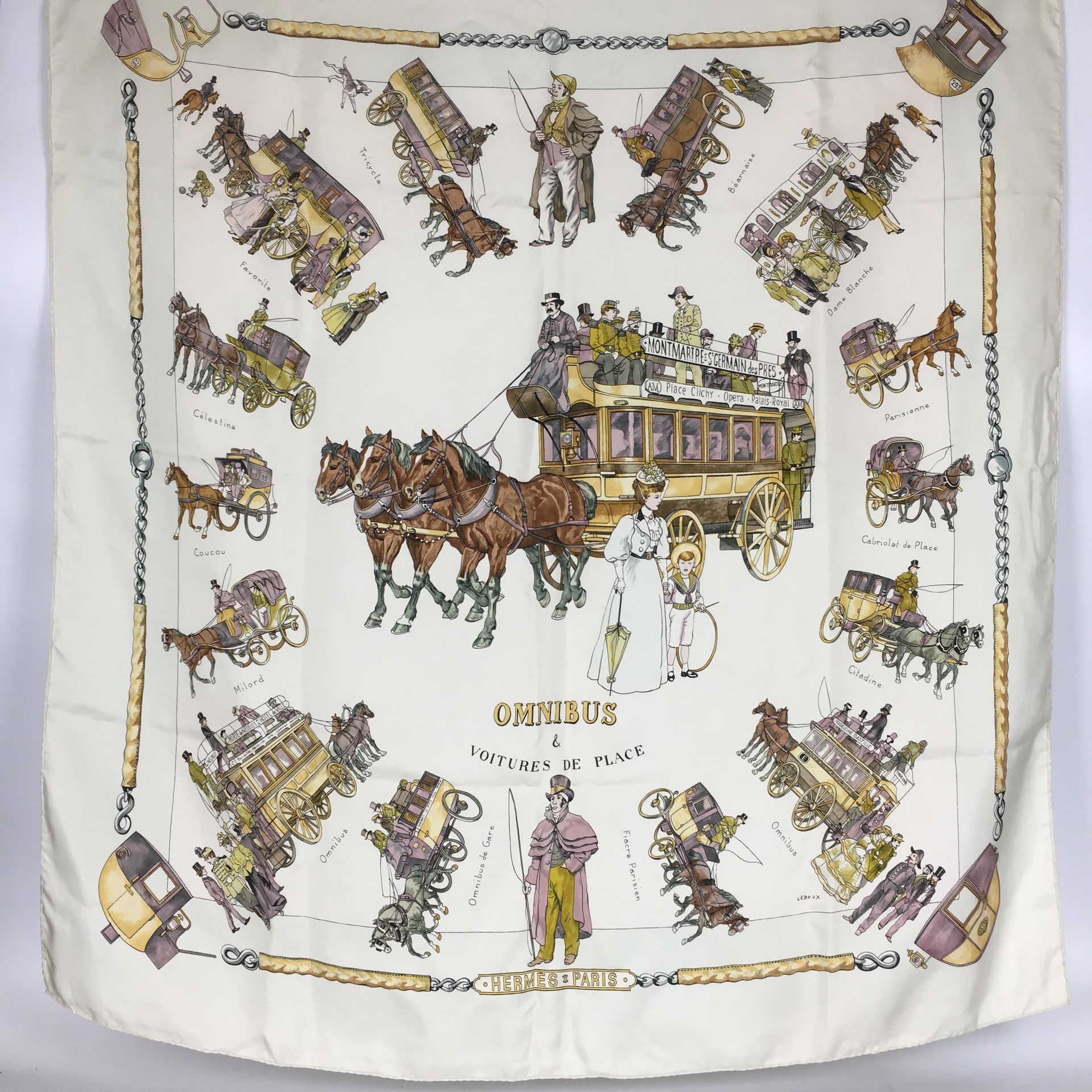 Null HERMES PARIS Silk scarf titled Omnibus and car of place. Drawn threads.