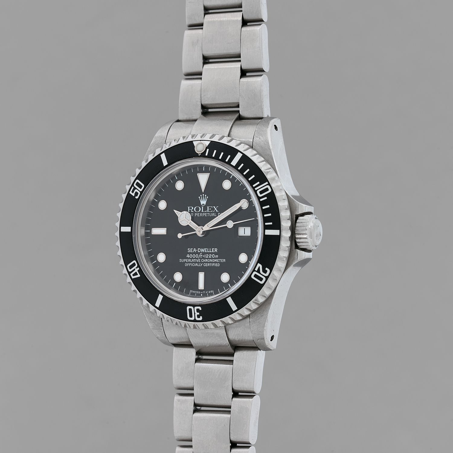 Null ROLEX

Oyster perpetual sea dweller.

Ref: 16600.

Circa: 1991.

Important &hellip;