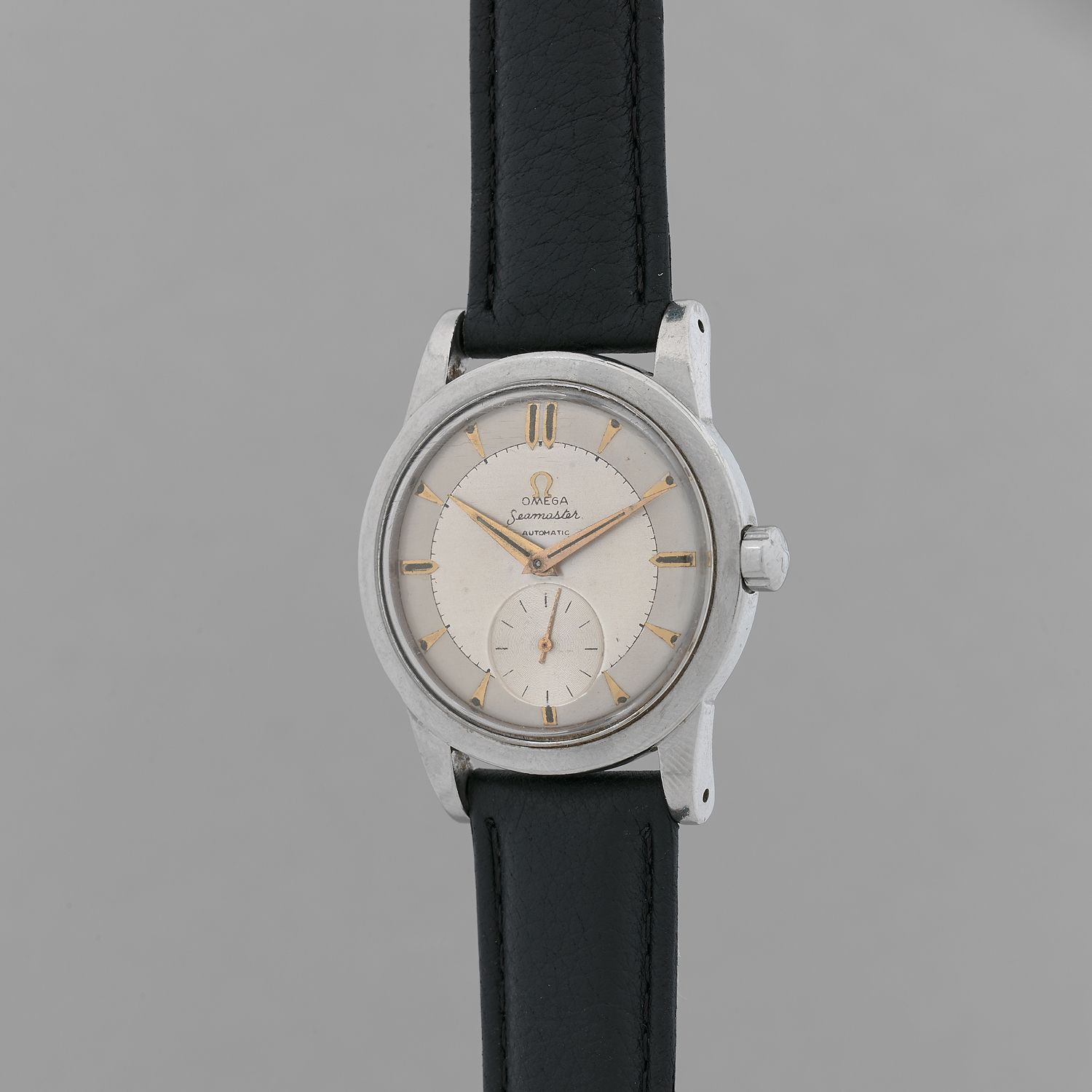 Null OMEGA

Seamaster.

Alrededor de 1960.

Reloj de pulsera de acero. Caja redo&hellip;