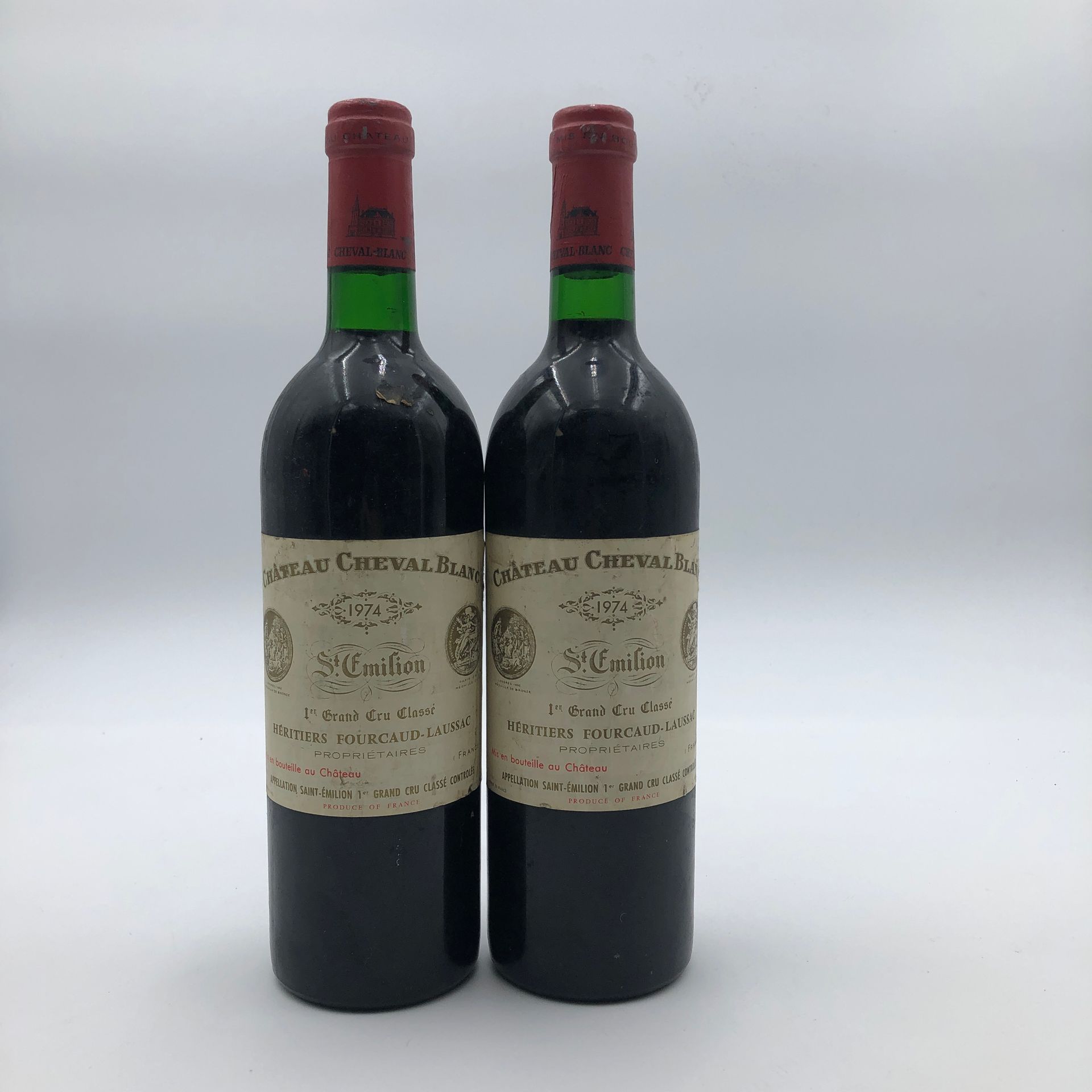 Null 2 bottles CHÂTEAU CHEVAL BLANC 1974 1er GCC (A) Saint-Emilion Grand Cru

(E&hellip;