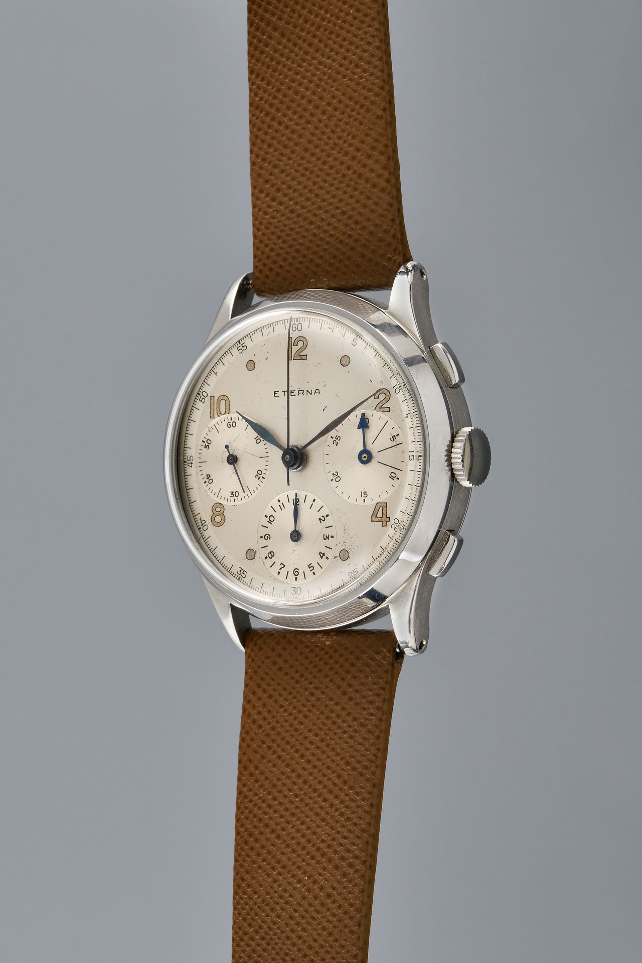 Null ETERNA
Chronograph tri compax.
About: 1950. 
Steel chronograph, signed whit&hellip;