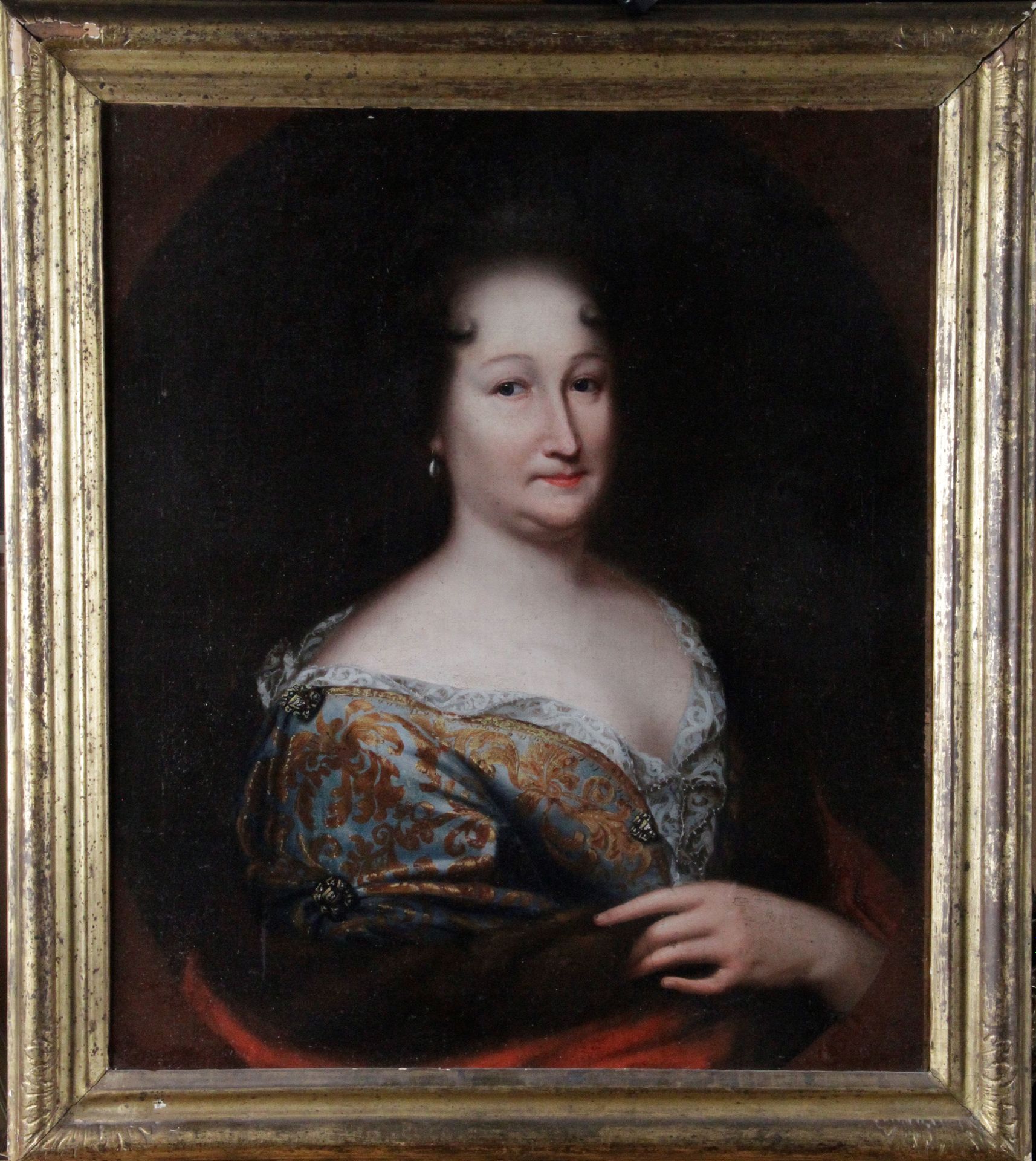 Null École FRANÇAISE vers 1680

Portrait de dame dans un ovale peint.

Toile

Ha&hellip;