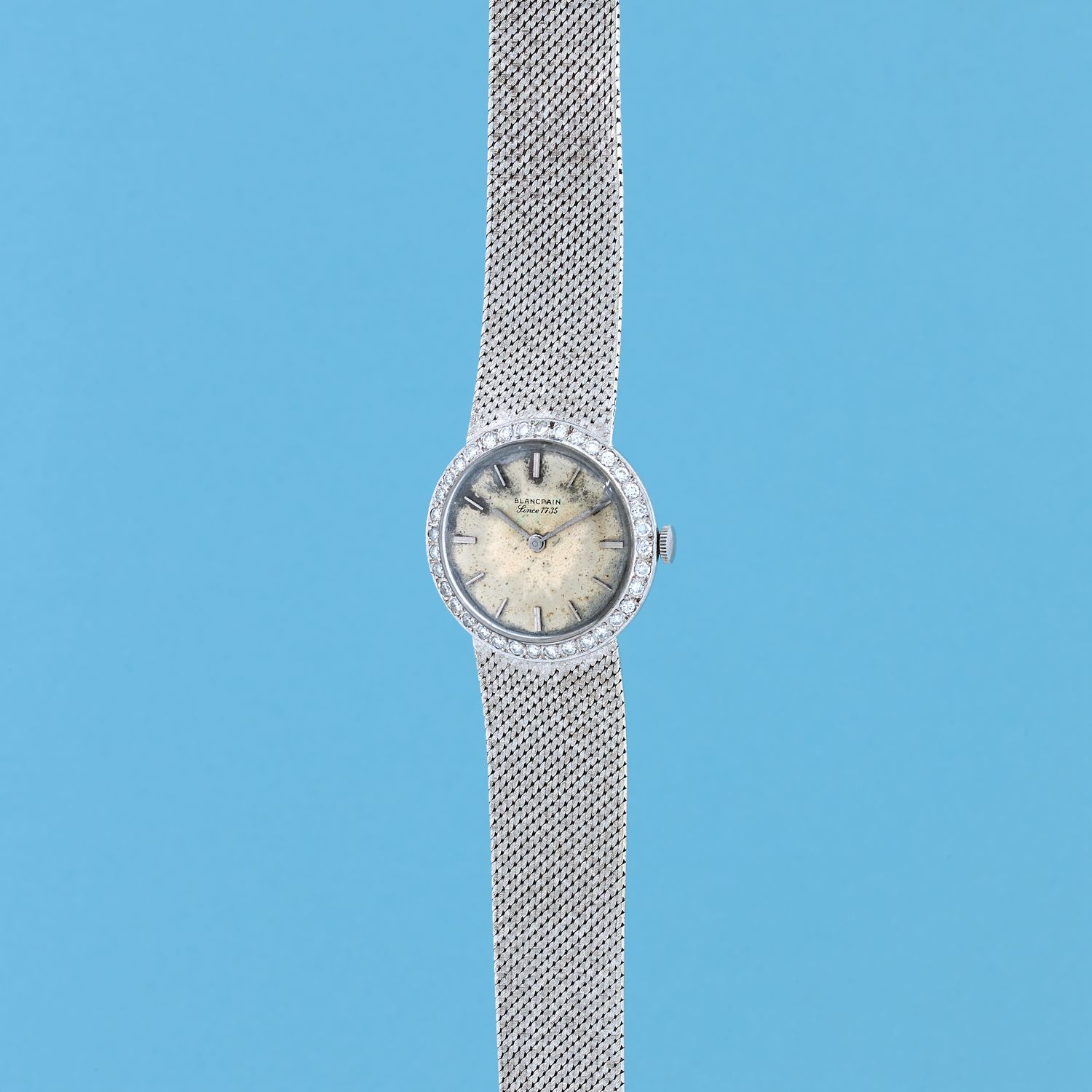 Null BLANCPAIN
Circa: 1940.
Bracelet watch in white gold 750/1000. Round case, s&hellip;