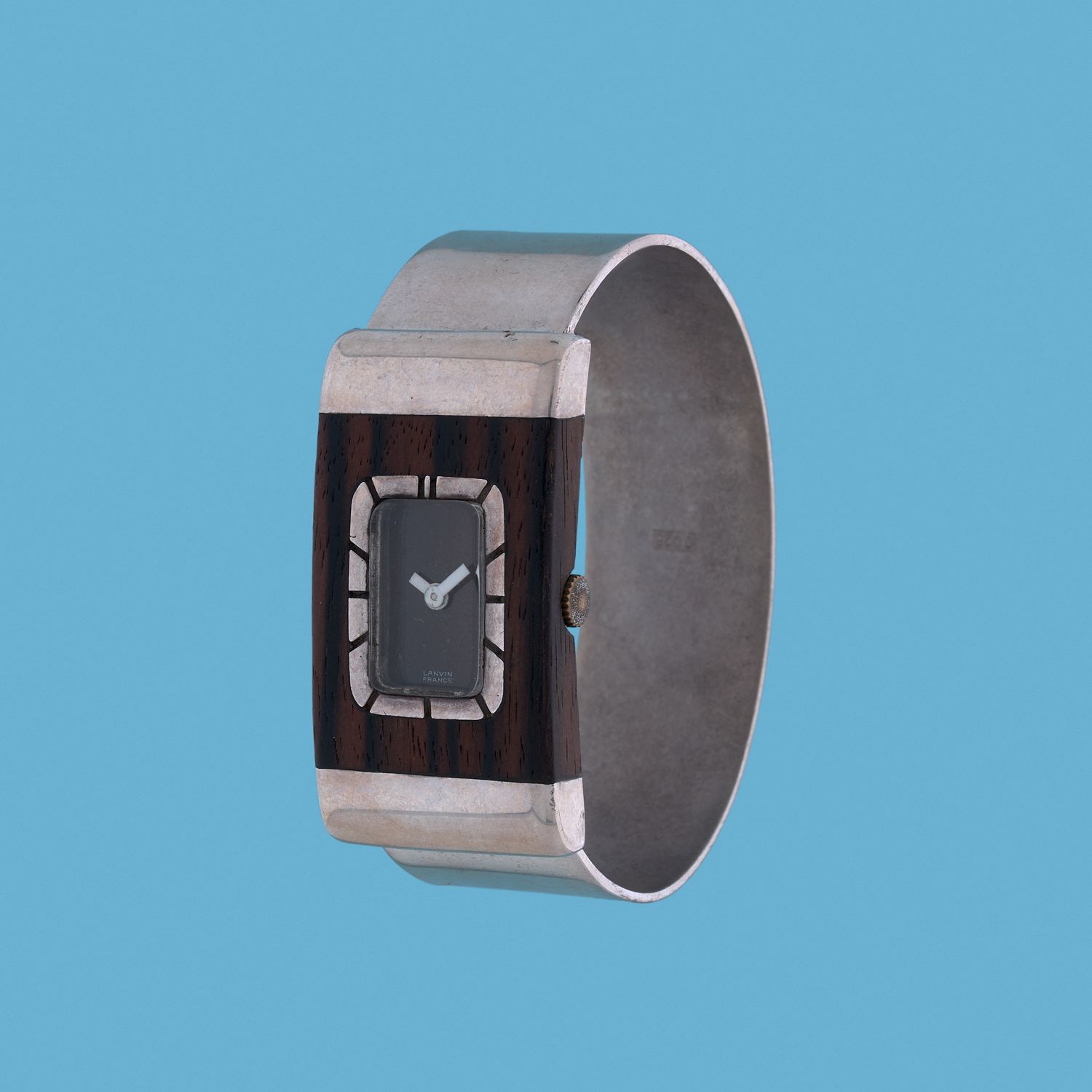 Null LANVIN
Madera rectangular.
Circa: 1980.
Reloj de pulsera de plata (950). Ca&hellip;