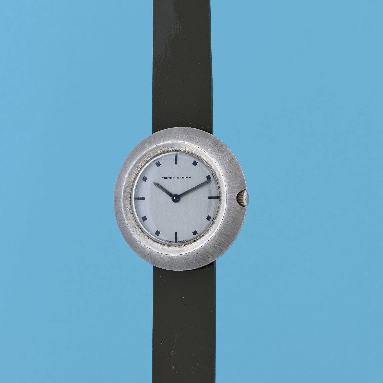 Null PIERRE CARDIN von JAEGER.
PC 101.
Um 1970.
Verchromte Armbanduhr aus Stahl.&hellip;
