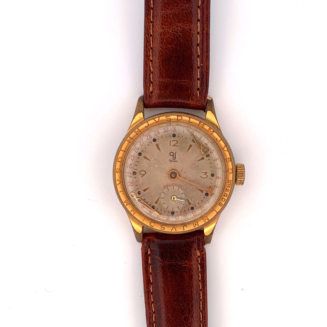 Null YEMA公司的自律性

经典的男士手表。

约1950年。

系列：7284。 

外壳 : 镀金。

机芯：手动机械。

表带：皮革。

直径：33&hellip;