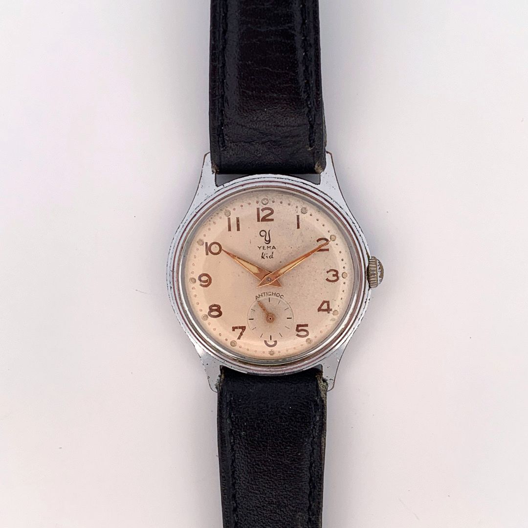 Null 耶马的孩子

经典的男士手表。

约1960年。

系列：96039。 

外壳：铬。

机芯：手动机械。

表带：皮革。

直径：33毫米。



&hellip;