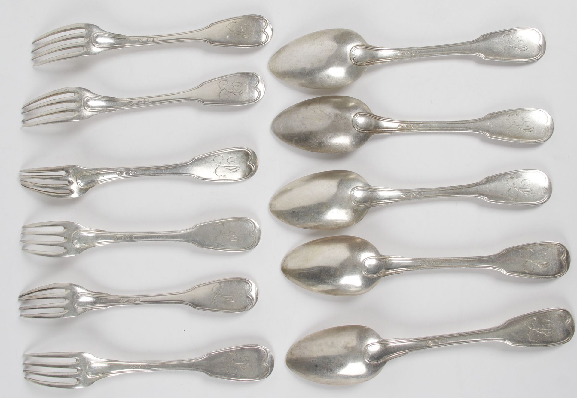 Null LOT OF SIX FORKS AND FIVE SPOONS, in silver 950 thousandth, model nets and &hellip;