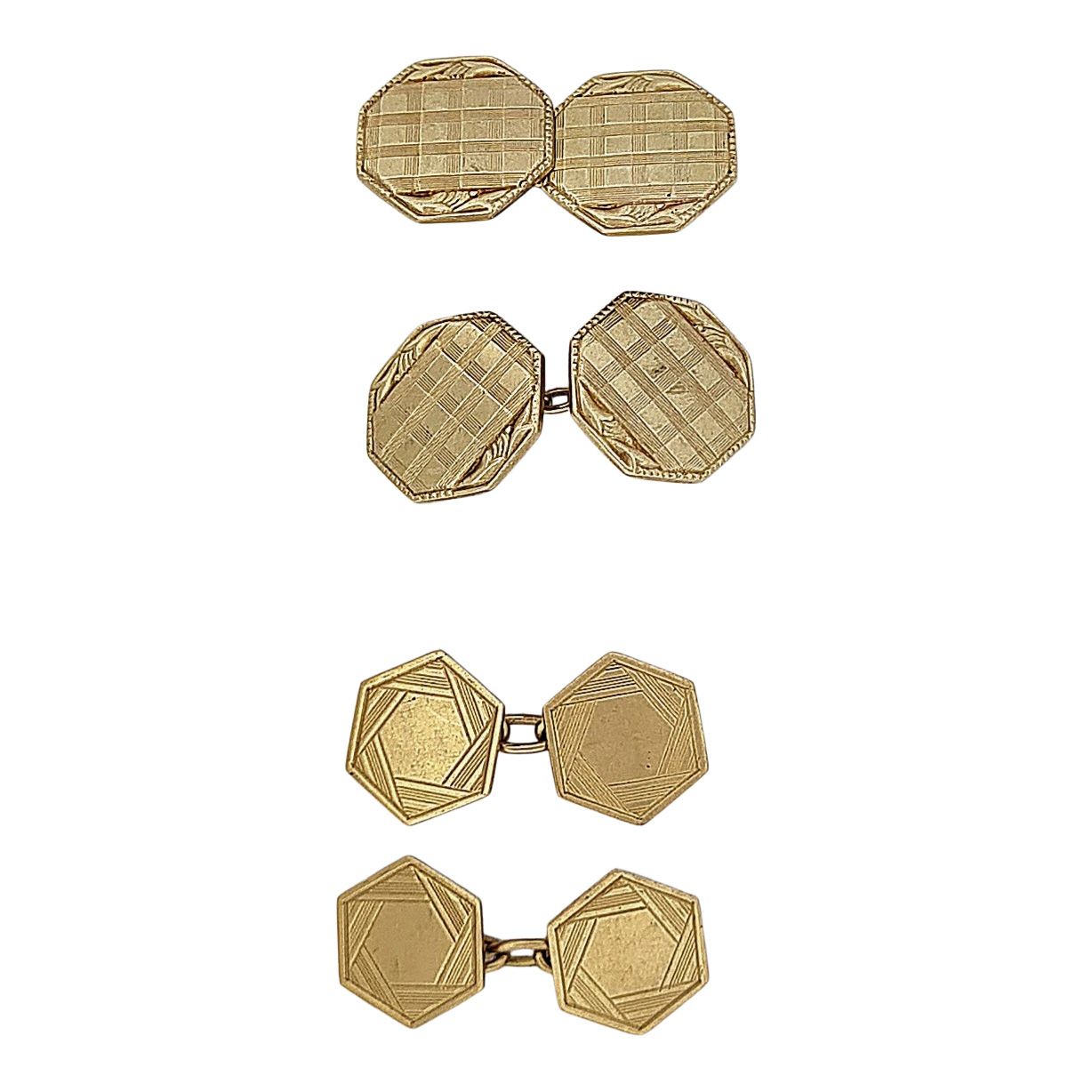 Null PAIRS OF CUFFLINKS
holding a chiseled geometric design. One in 18K yellow g&hellip;