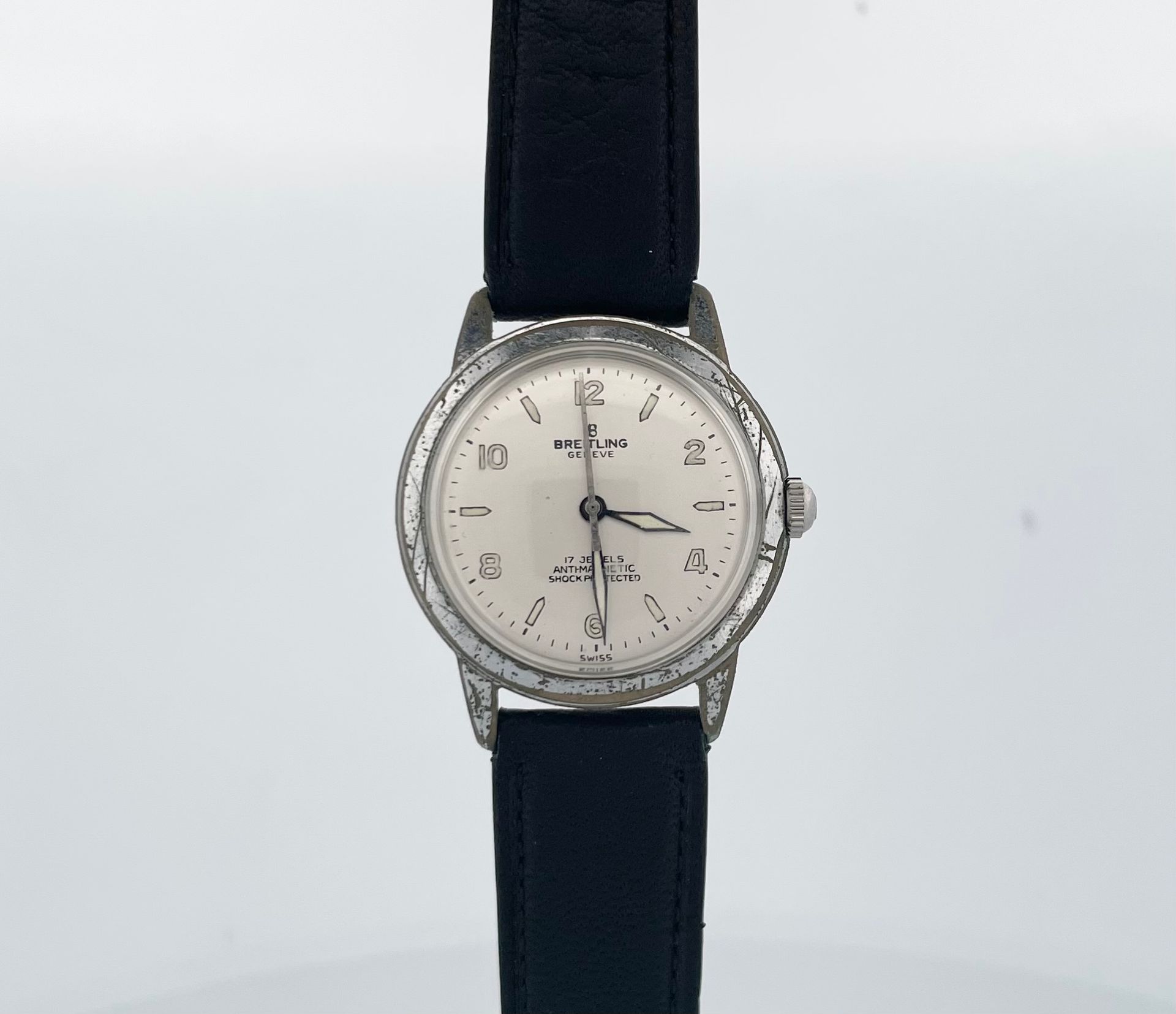 Null BREITLING 
GENOVA
REF : 2910.
Circa : 1960.
Elegante orologio in acciaio. C&hellip;