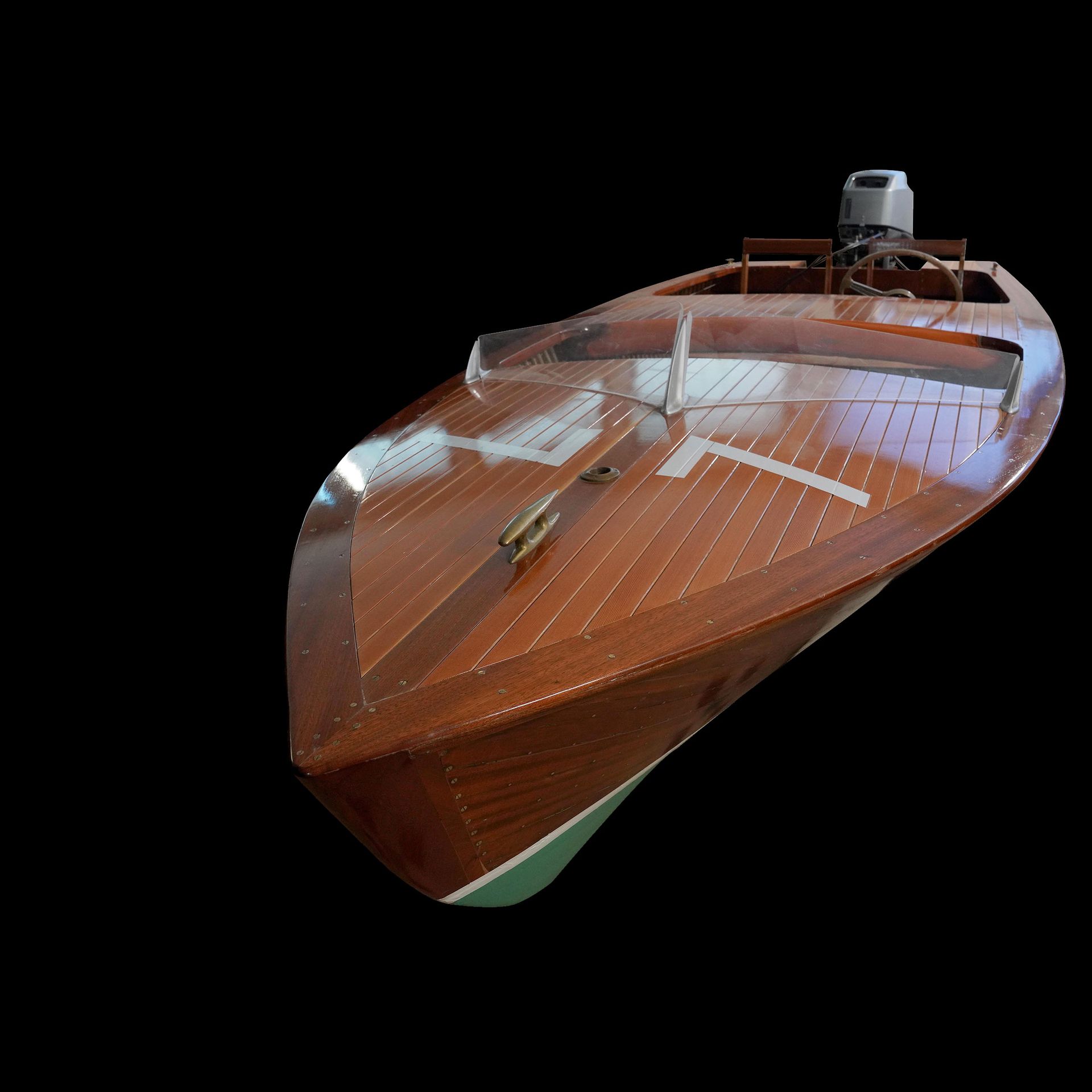 Null 约1950年
MATONNAT 460

类型 : 小艇 
长度 : 4,60 m
宽度 : 1,58 米
重量 : 约350公斤 
座位数 : 2
&hellip;