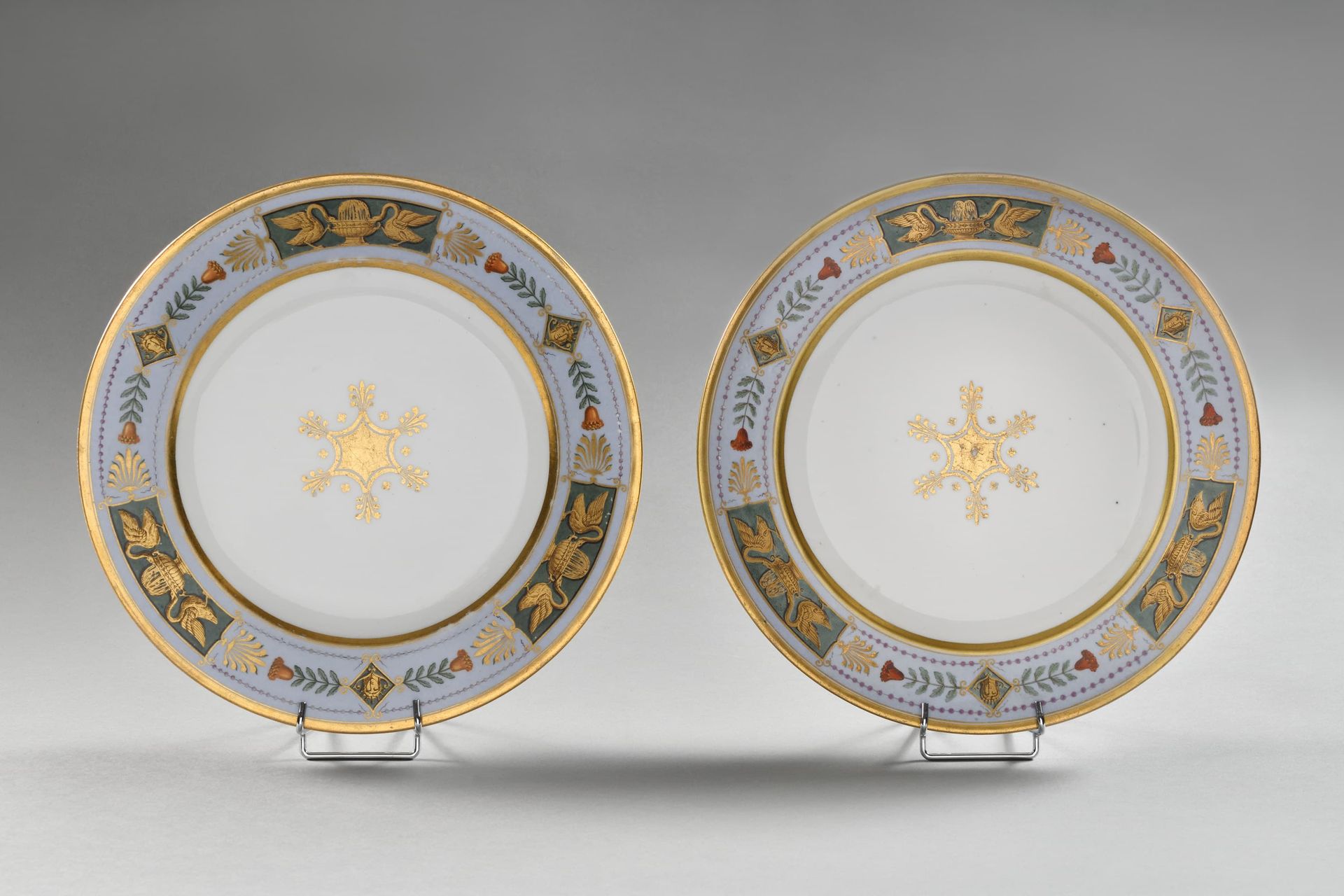 Null SEVRES
Dos platos de porcelana dura del servicio de entrada de Pâuline Borg&hellip;