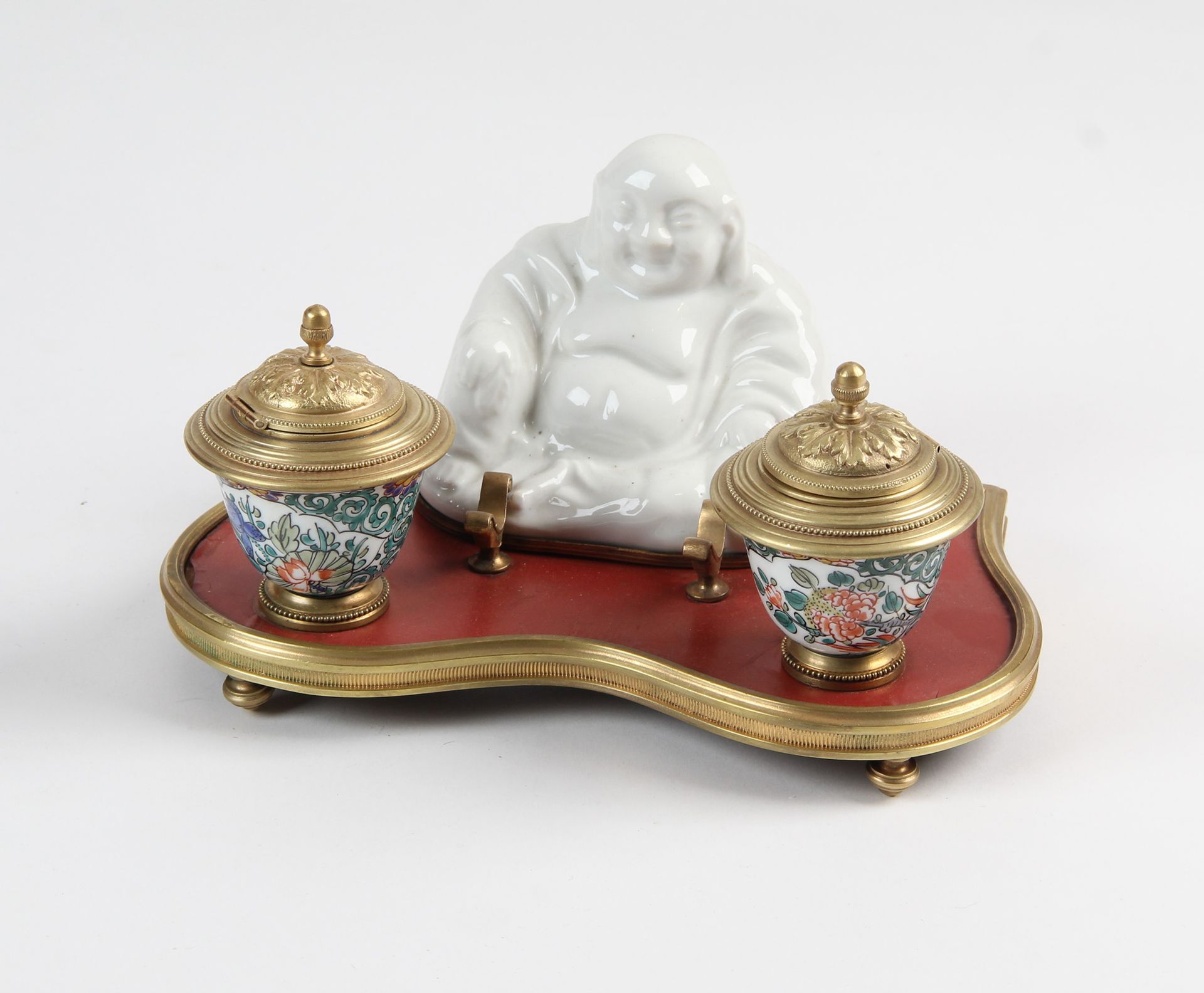 Null INKWELL IN THE TASTE OF CHINA. Composed of a Buddha in Chinese white and tw&hellip;