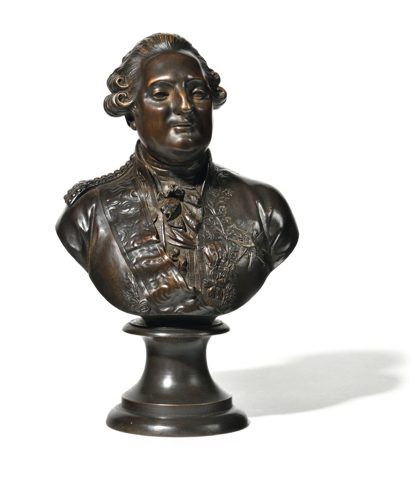 Null Nach Augustin PAJOU (1754-1793).
Ludwig XVI. Als Büste auf Podest.
Bronze m&hellip;