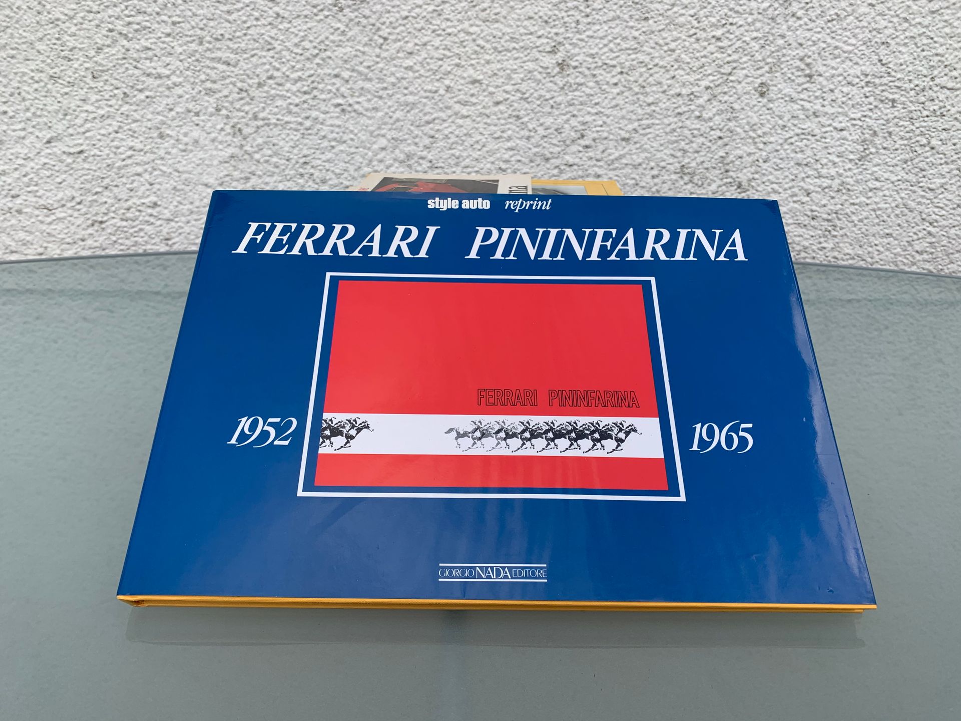 Null 2 livrets Pininfarina
Pininfarina Solitaires
Le Ferrari di Pininfarina
Ferr&hellip;