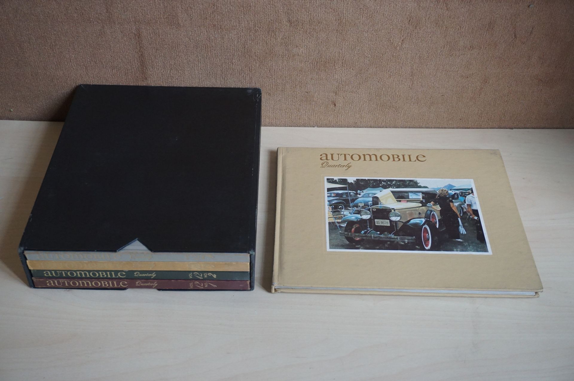 Null Lot of 5 "Automobile Quarterly" books: 
Volume 12 n°1/2/3/4 and n°4 of volu&hellip;