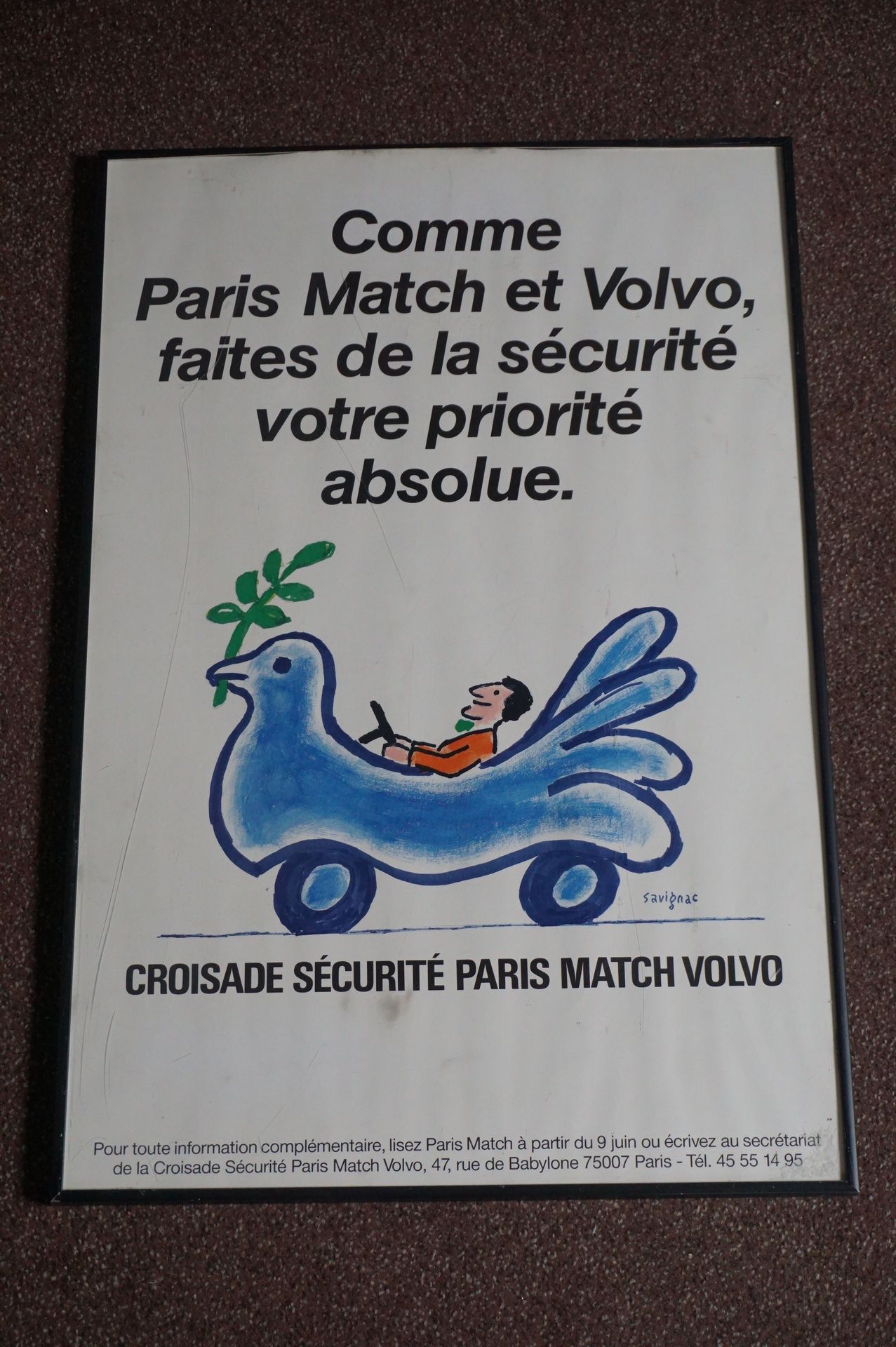Null Affiche de prévention à la sécurité routière de Paris Match et Volvo. Avec &hellip;