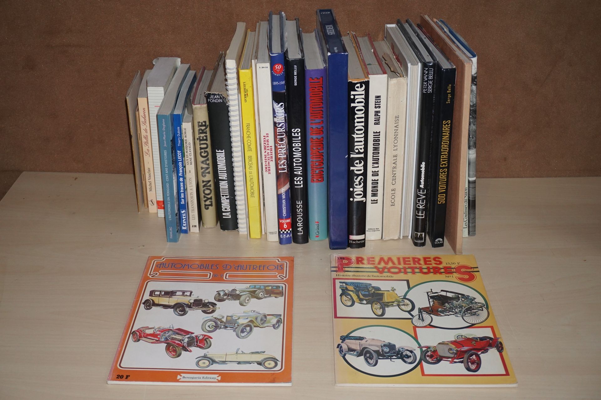 Null Lot de 25 livres et 2 carnets Sport auto :
- Collection Serge Pozzoli
- 100&hellip;
