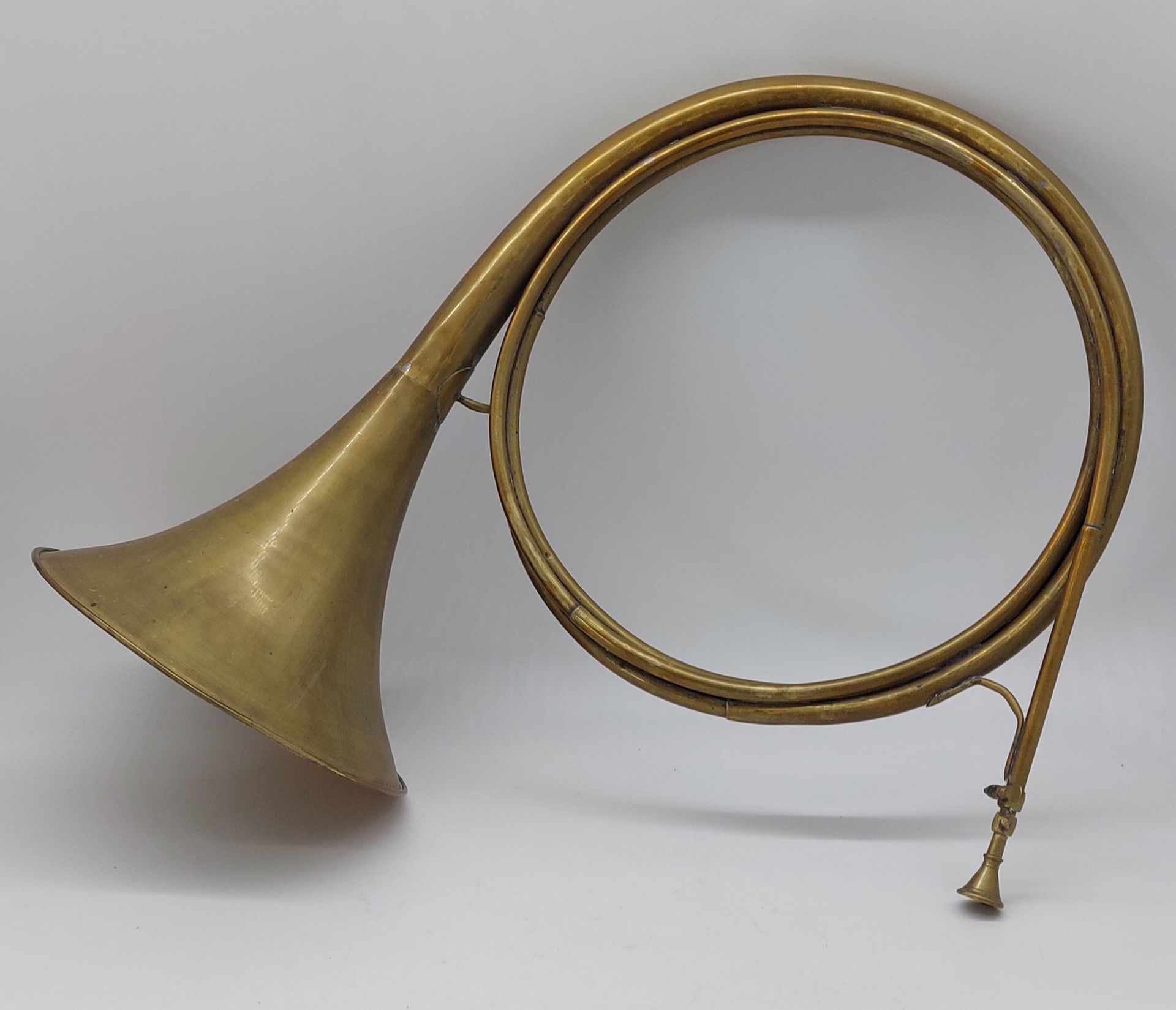 Null HUNTING HORN

XXth century