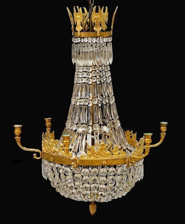 Null LUSTRE 
in gilt bronze and cut glass, with six lights and decoration of chi&hellip;