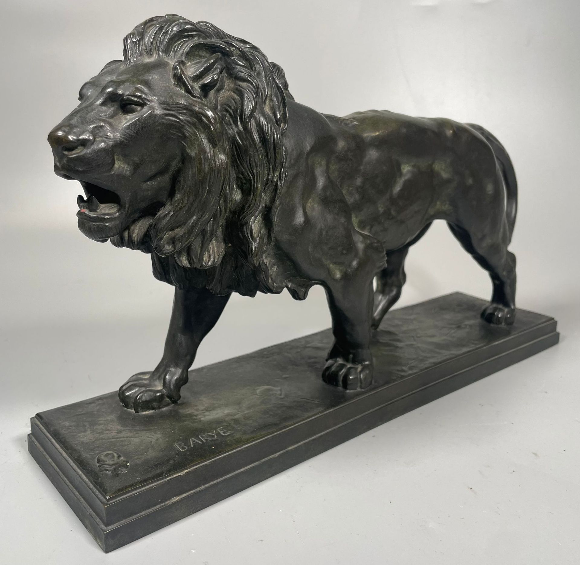 Null Antoine-Louis BARYE (1795-1875)
Walking Lion
(with rectangular plinth)
Barb&hellip;