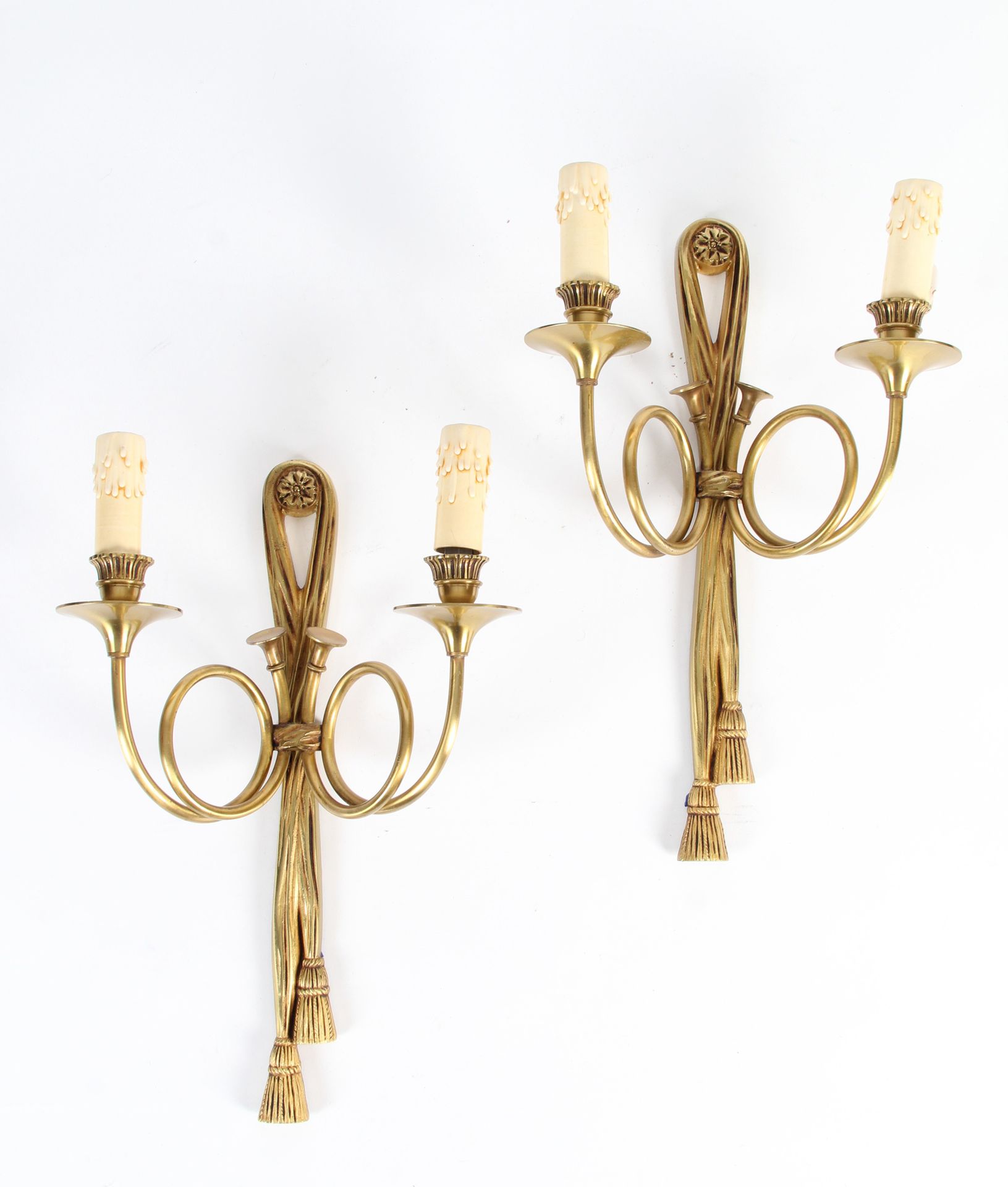 Null PAIR OF SCONCES

in gilt bronze, decorated with drapery and passementerie, &hellip;