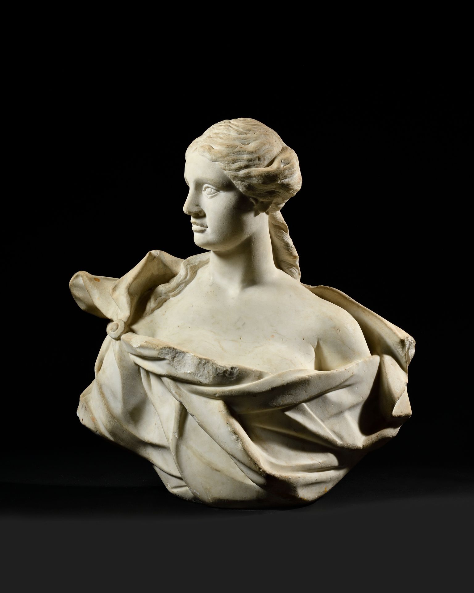 Null FRENCH SCHOOL late 17th/early 18th century
Large draped female bust
Marble
&hellip;