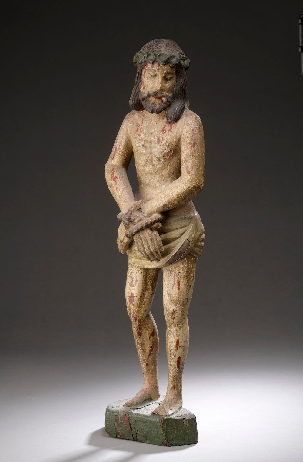 Null Cristo con corbatas en nogal tallado en redondo y policromado (accidentes v&hellip;