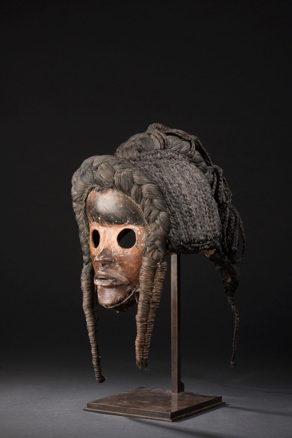 Null DAN country, Ivory Coast.

Royal "go ge" mask with its headdress.

Wood wit&hellip;