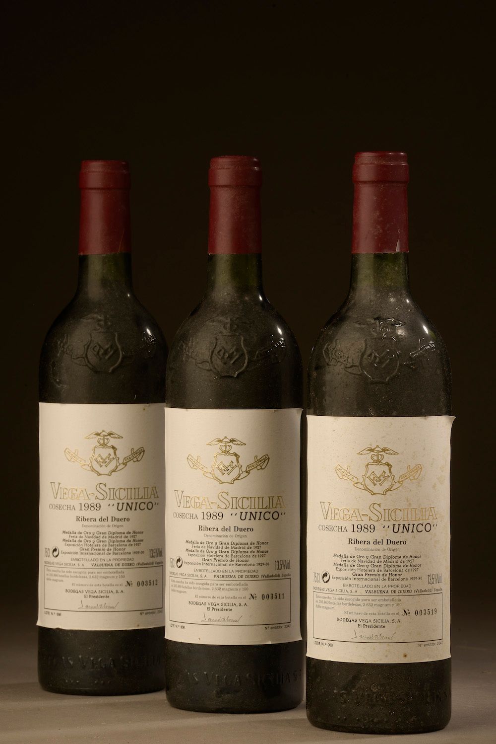Null 3 botellas RIBERA DEL DUERO "Unico", Vega Sicilia 1989 (els)