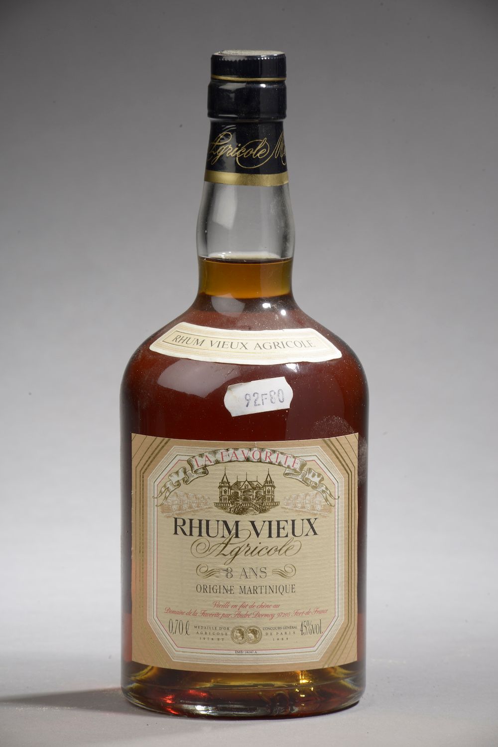 Null 1 bottiglia RHUM "Vieux Agricole", La Favorite 8 anni