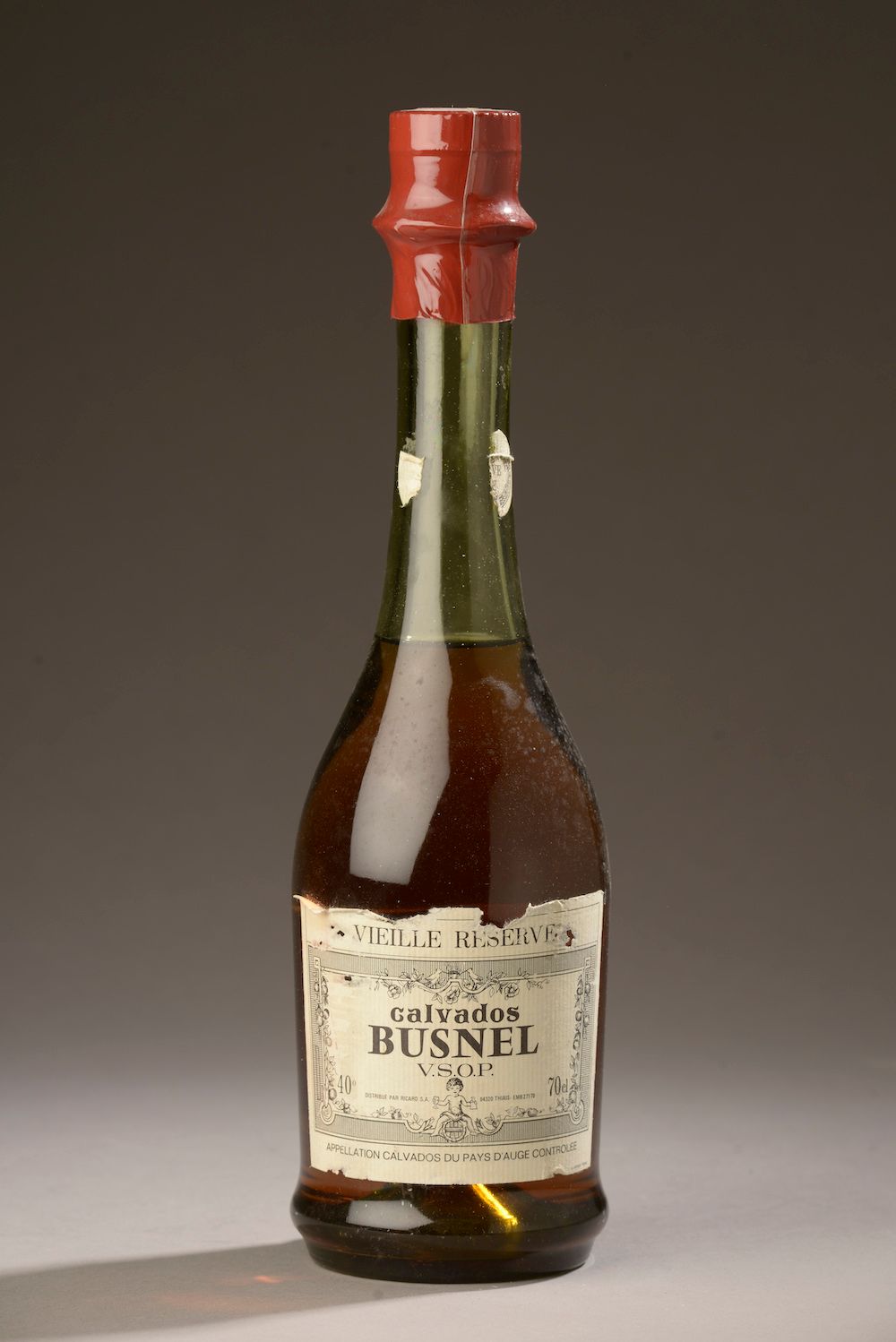 Null 1 botella de CALVADOS "Vieille réserve", Busnel