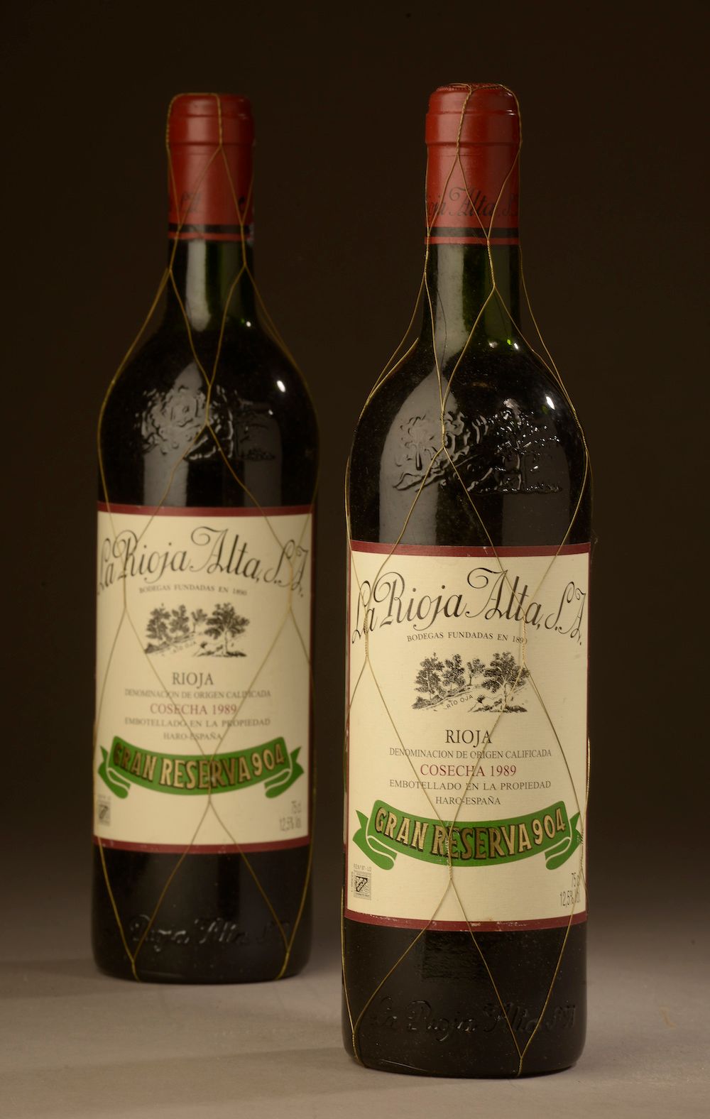 Null 2 bottles RIOJA "Gran Reserva", La Rioja Alta 1989 (TLB)