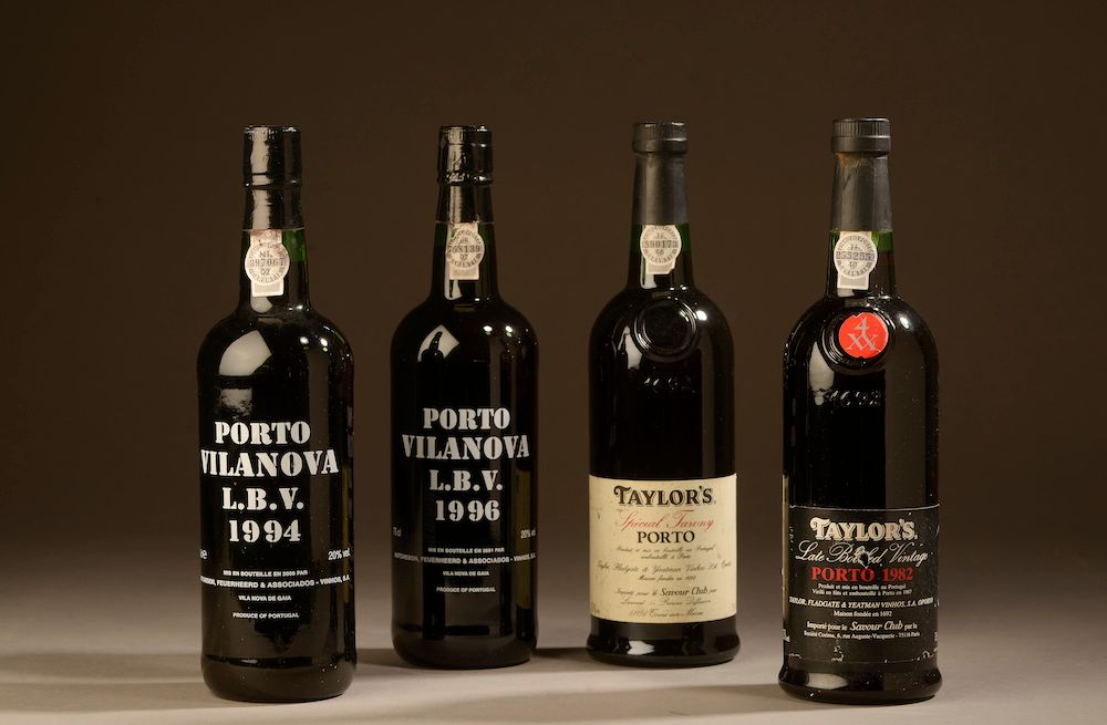 Null 4 bottiglie PORTO (2 LBV Vilanova 1994 1996, 2 Taylor's: 1 Tawny speciale, &hellip;