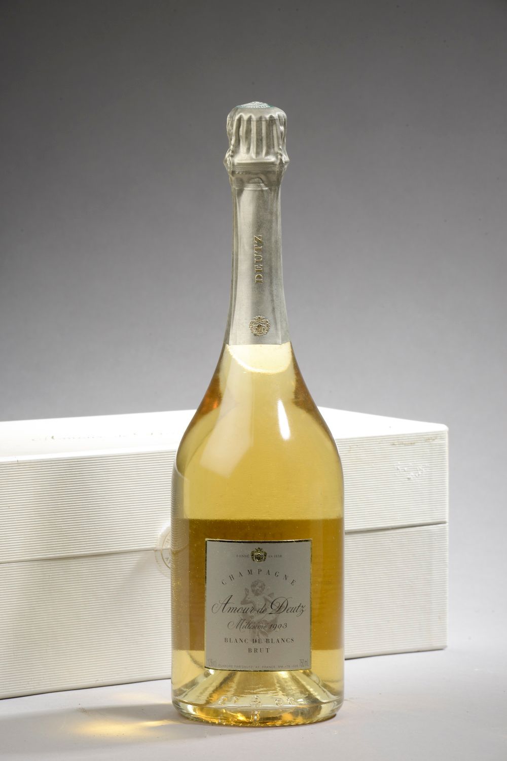 Null 1 Flasche CHAMPAGNE "Amour de Deutz", Deutz 1993 (schmutzige Schachtel)