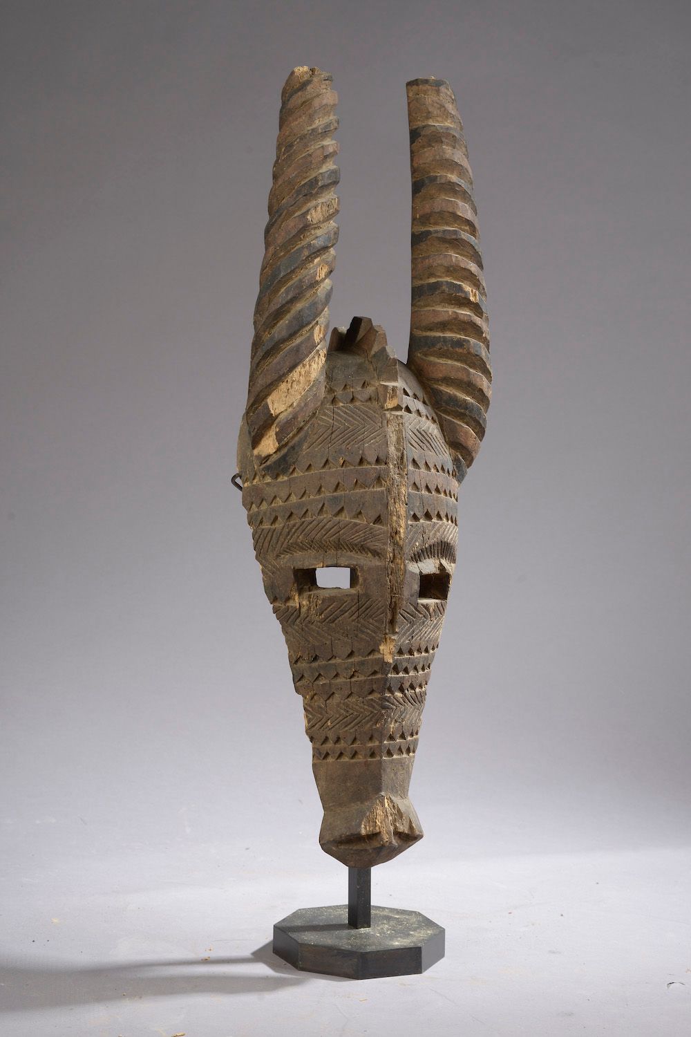 Null Fragment einer BOBO-Maske, Burkina Faso. 

Holz.

Höhe. : 74 cm - Larg. : 2&hellip;