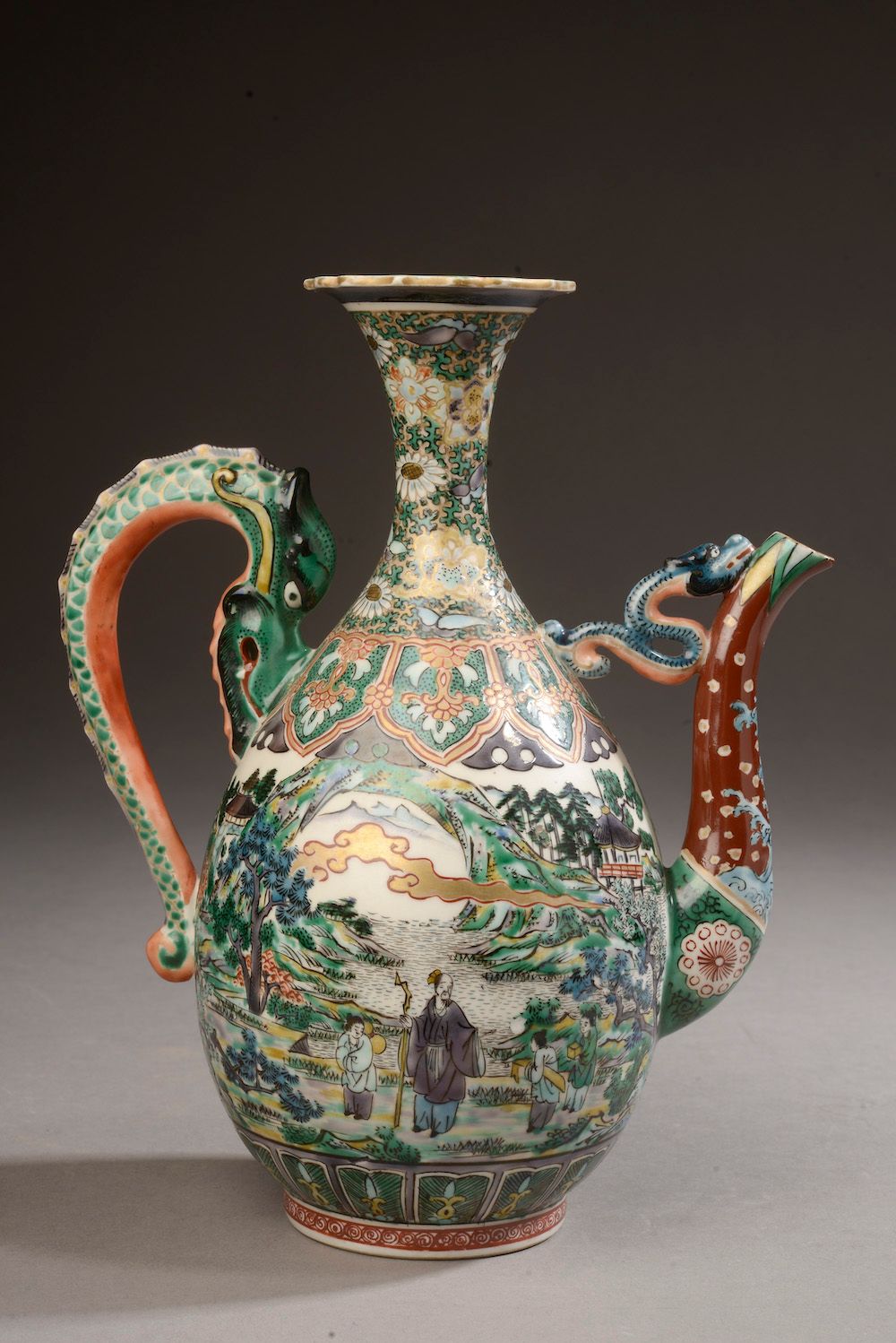 Null 

JAPAN, fornaci Kutani - periodo MEIJI (1868 - 1912). 

 Vaso in porcellan&hellip;
