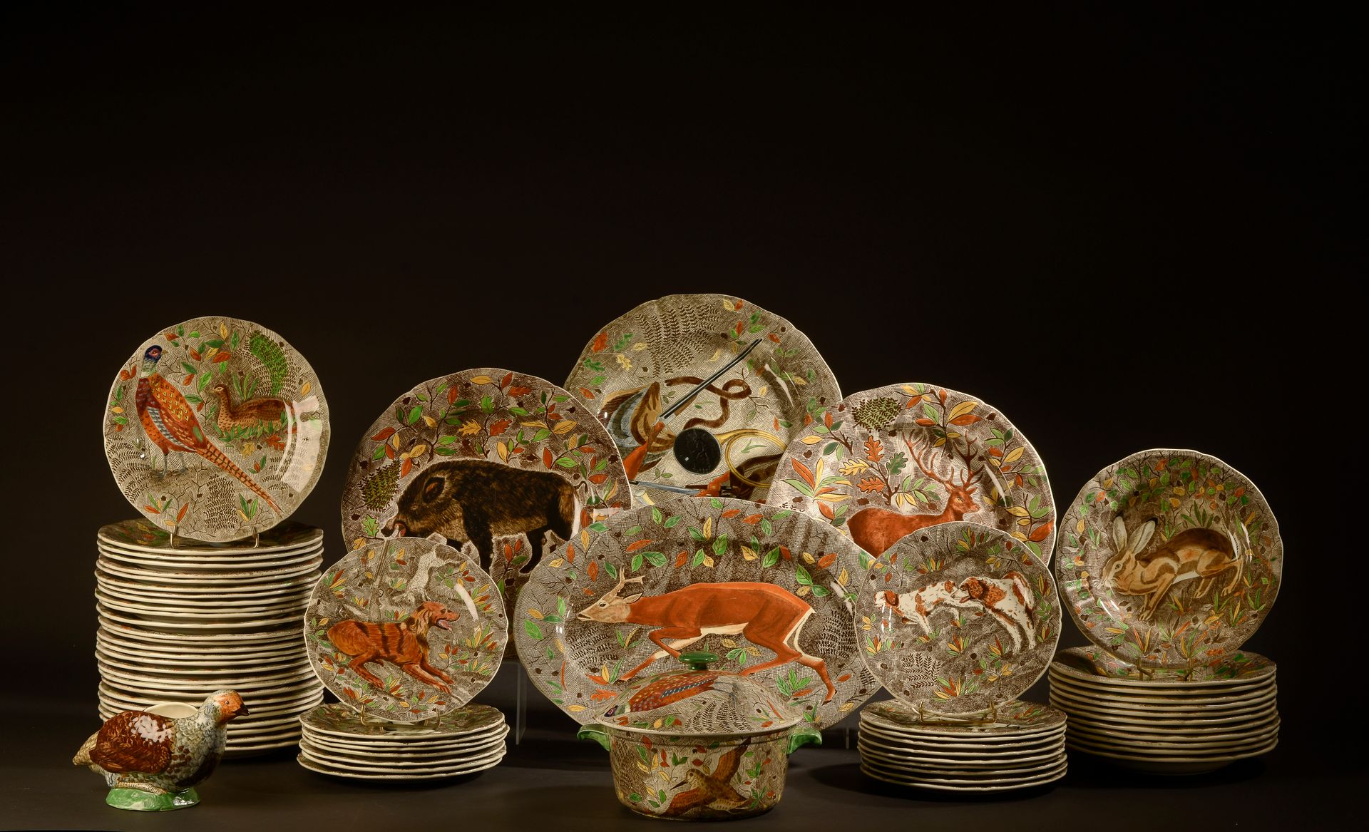 Null Jean BERTHOLLE (1909-1996), GIEN.

Rambouillet "陶器晚餐服务的一部分，带有多色狩猎装饰。它包括：28个&hellip;