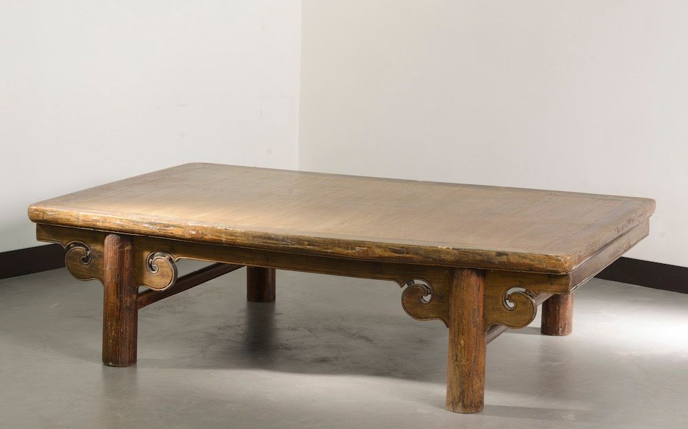 Null ASIE du SUD-EST, XXe siècle.

Petit lit à opium formant table basse en bois&hellip;