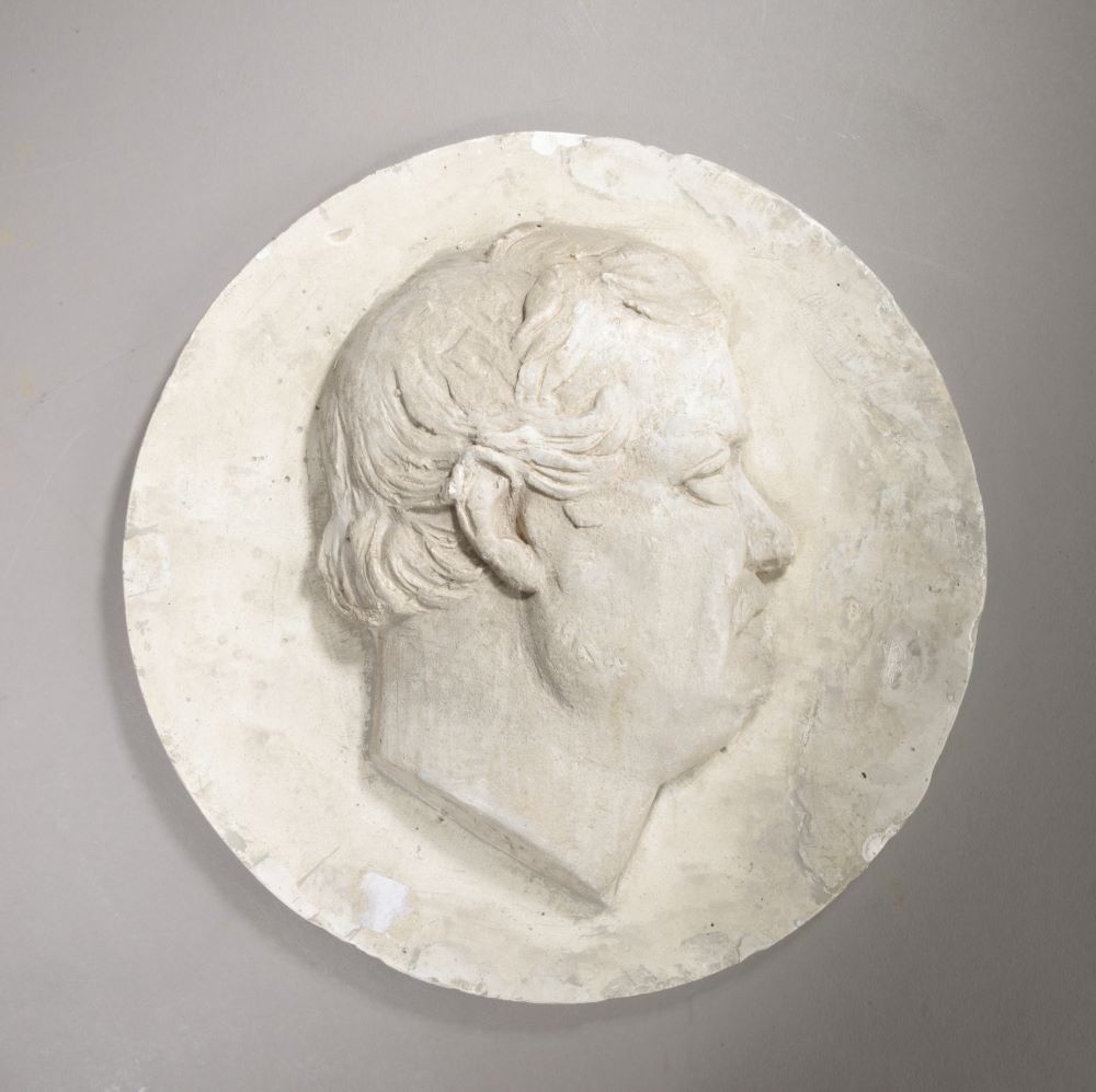 Null 在安托万-埃特克斯（1808-1888）之后。

一个有小胡子的男人的肖像。

签名并注明日期的石膏奖章 18... (筹码)

直径：26厘米