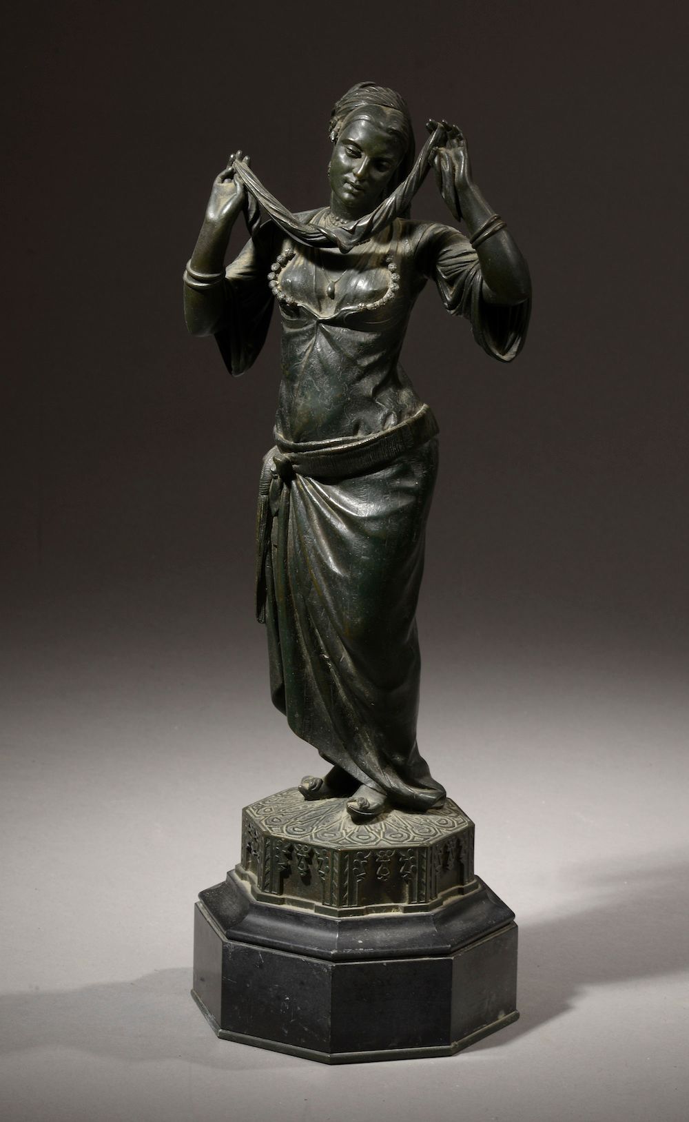 Null Charles Henri Joseph CORDIER (1827-1905).

Oriental dancer.

Bronze with a &hellip;