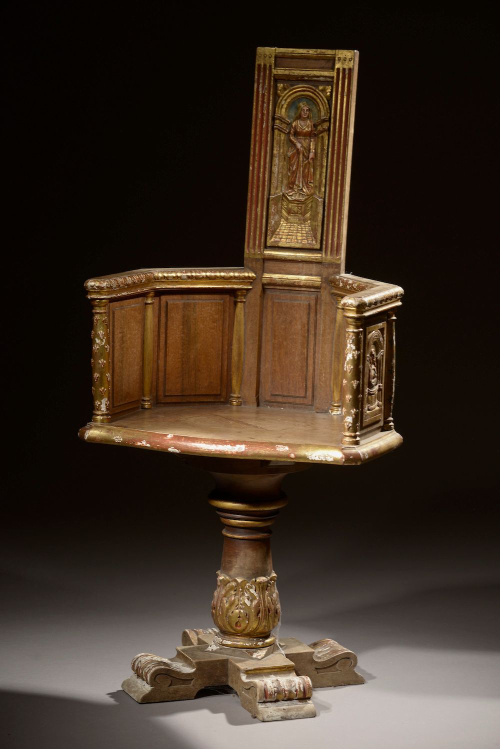 Null Caquetoire-Sessel aus geschnitztem und vergoldetem Holz. Die Rückenlehne is&hellip;