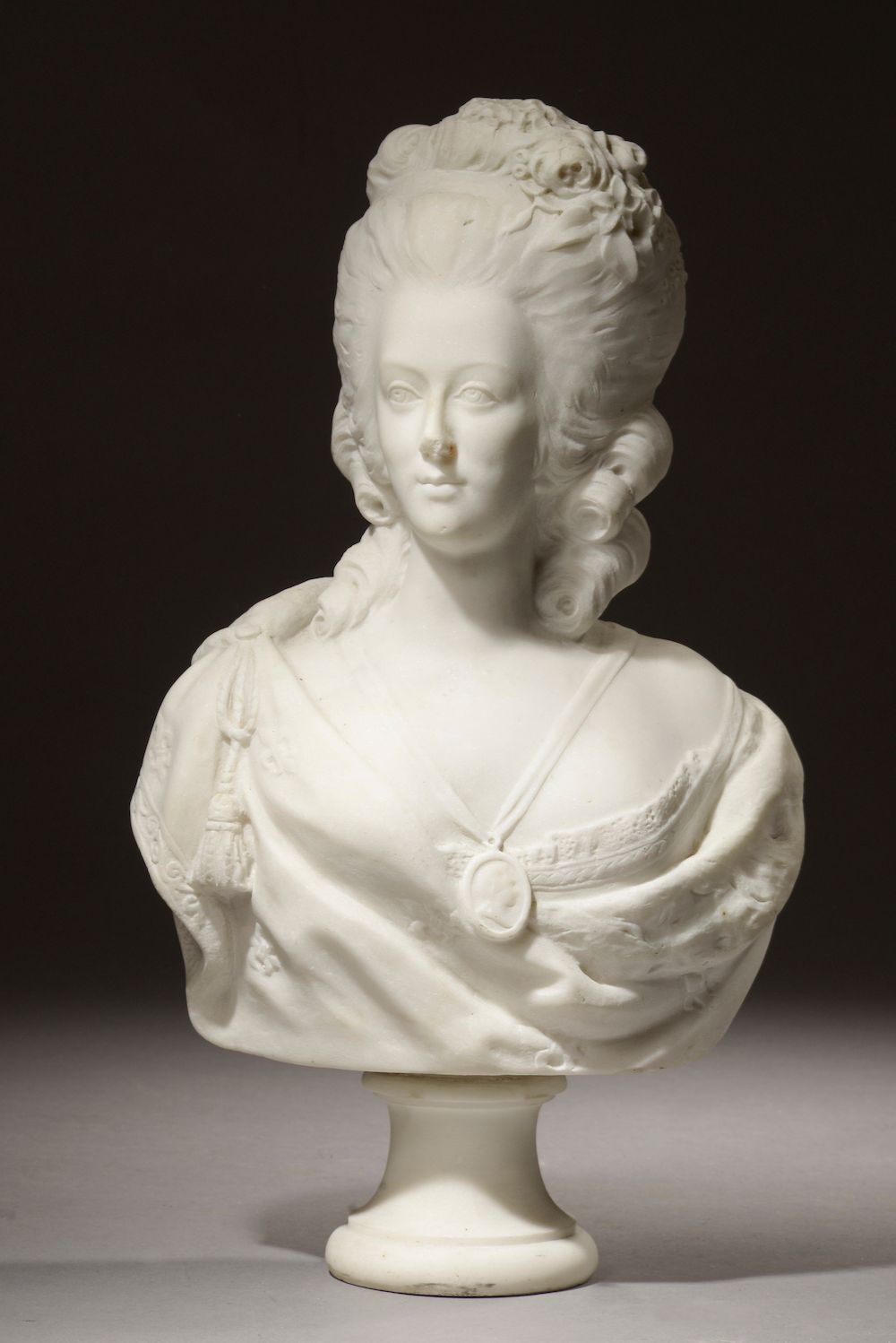 Null D'après Jean-Antoine HOUDON (1741-1828). Portrait de Marie-Antoinette en b&hellip;