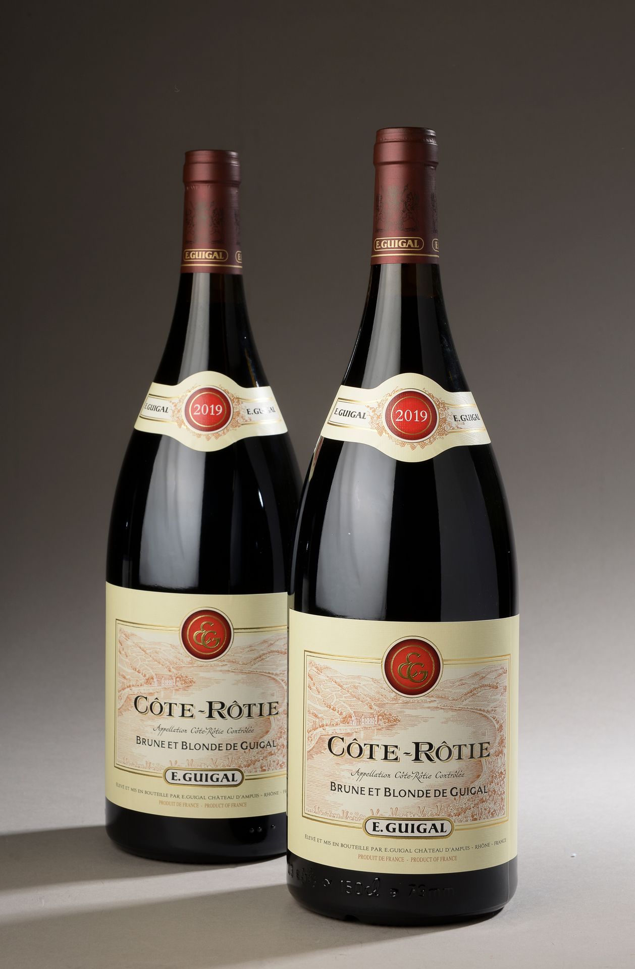 Null 2瓶CÔTE-RÔTIE "Brune Blonde", Guigal 2019（包括1瓶Petite Ruche de Chapoutier）。
