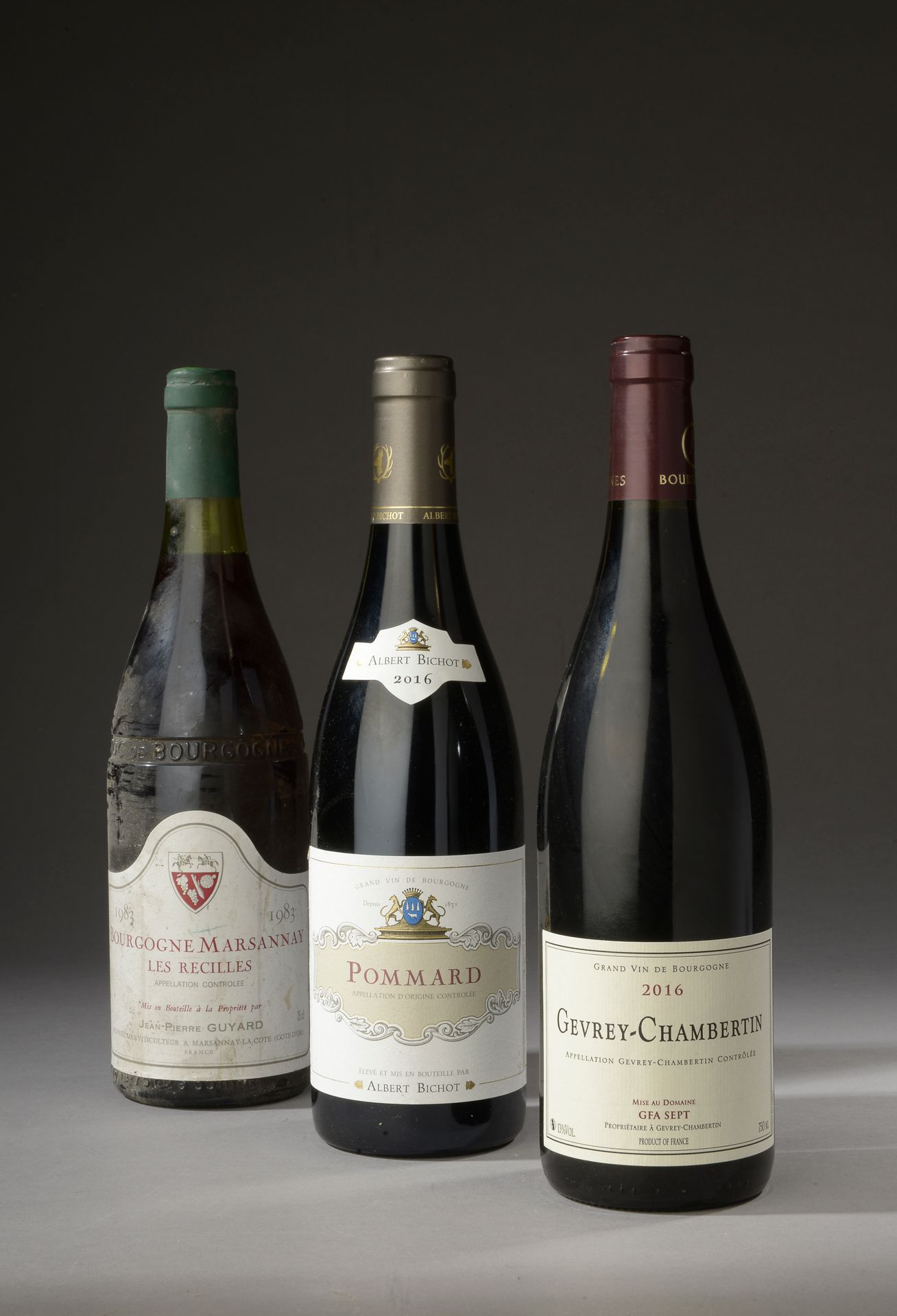 Null 3 bottiglie di rosso di Borgogna (1 Pommard Bichot 2016, 1 Marsannay Guyard&hellip;